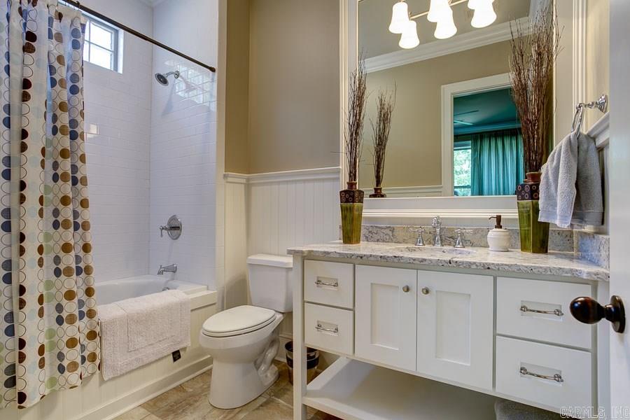WOODLANDS EDGE - Residential
