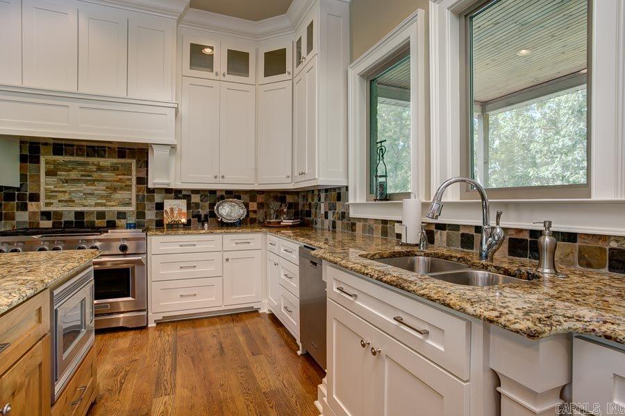 WOODLANDS EDGE - Residential