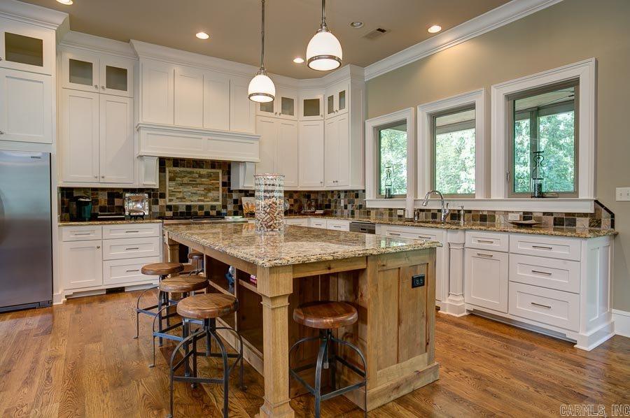 WOODLANDS EDGE - Residential