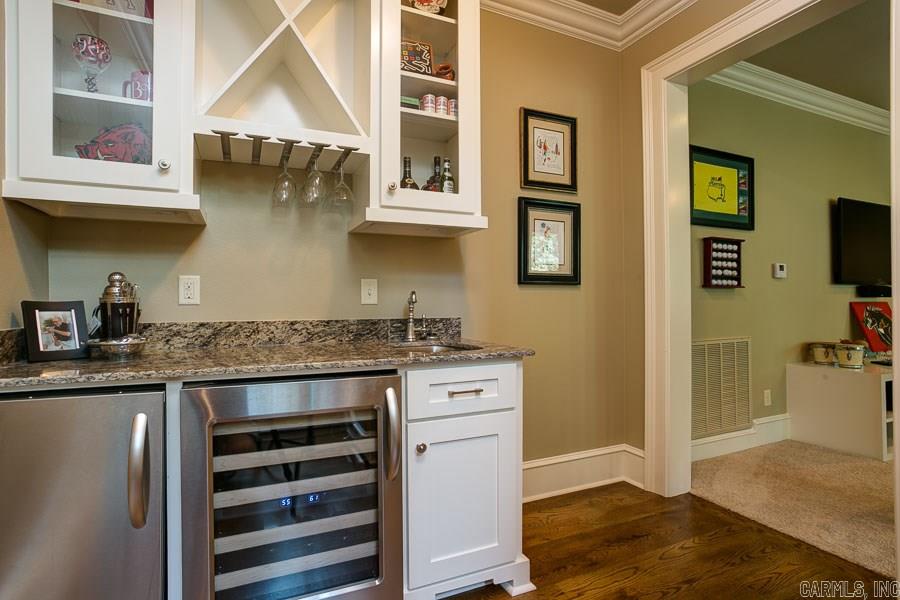WOODLANDS EDGE - Residential