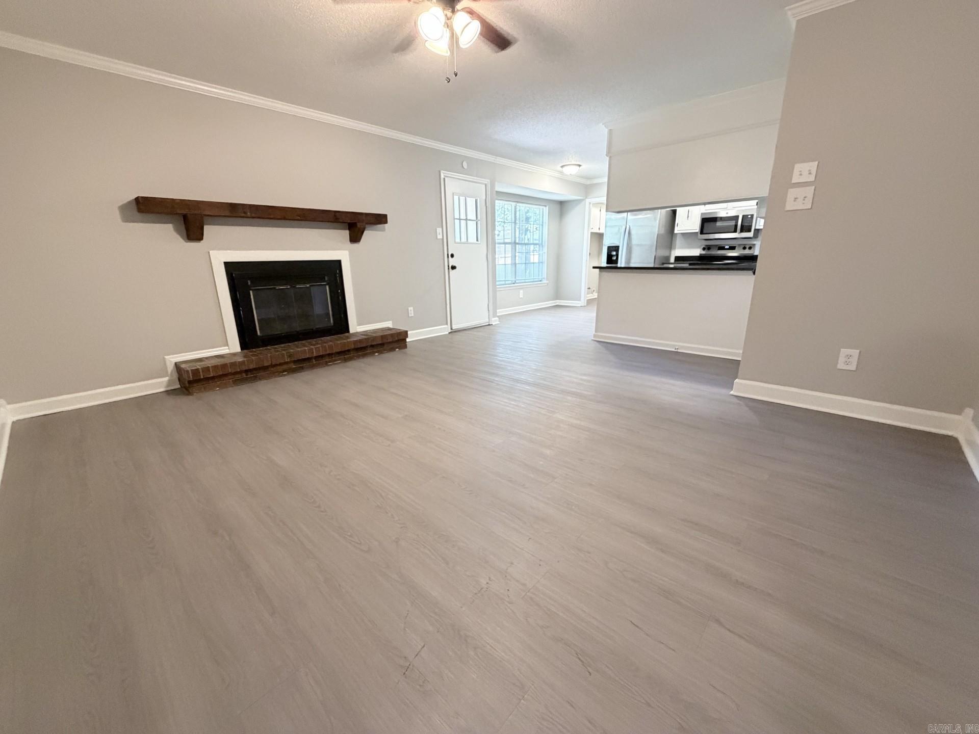 BRENTWOOD - Residential