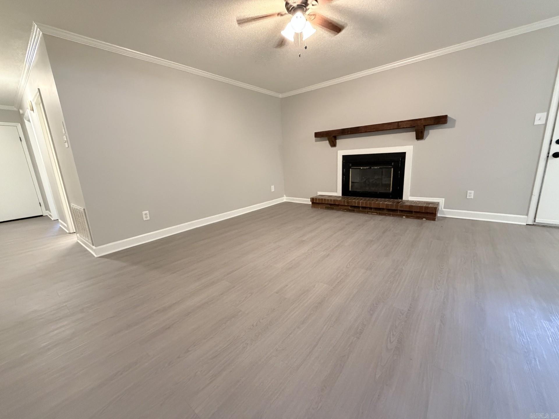 BRENTWOOD - Residential