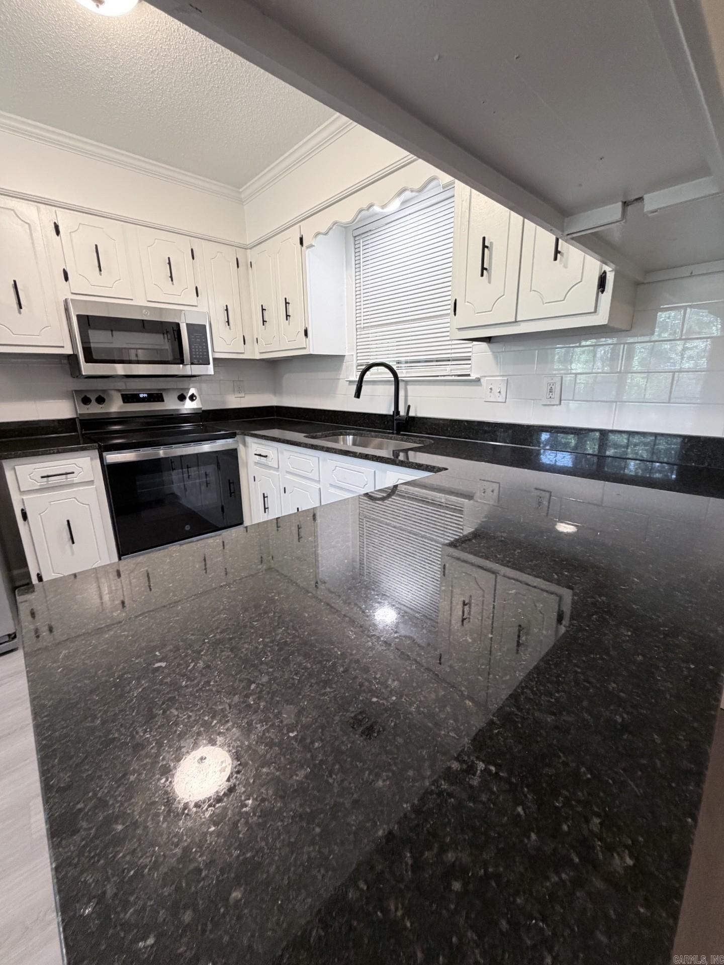 BRENTWOOD - Residential