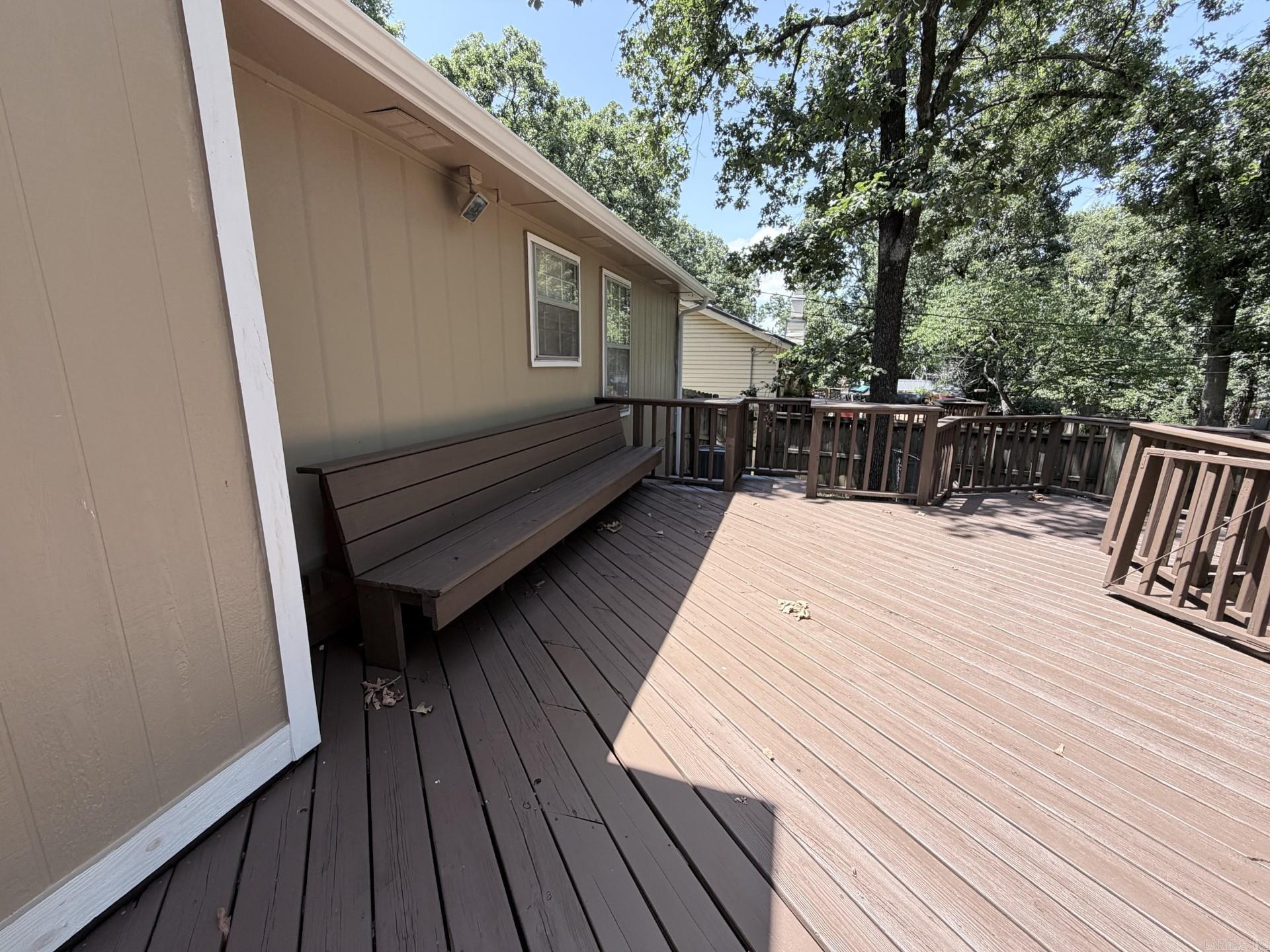 BRENTWOOD - Residential