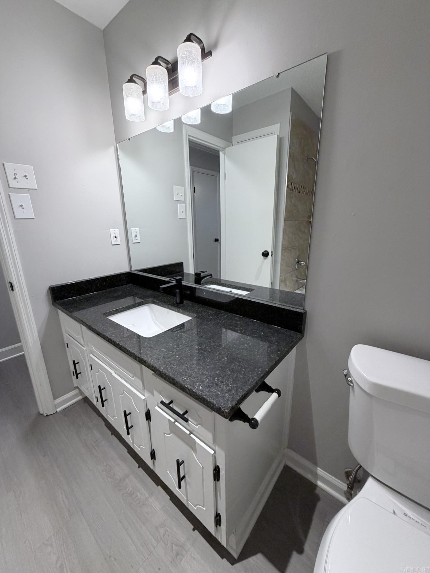 BRENTWOOD - Residential