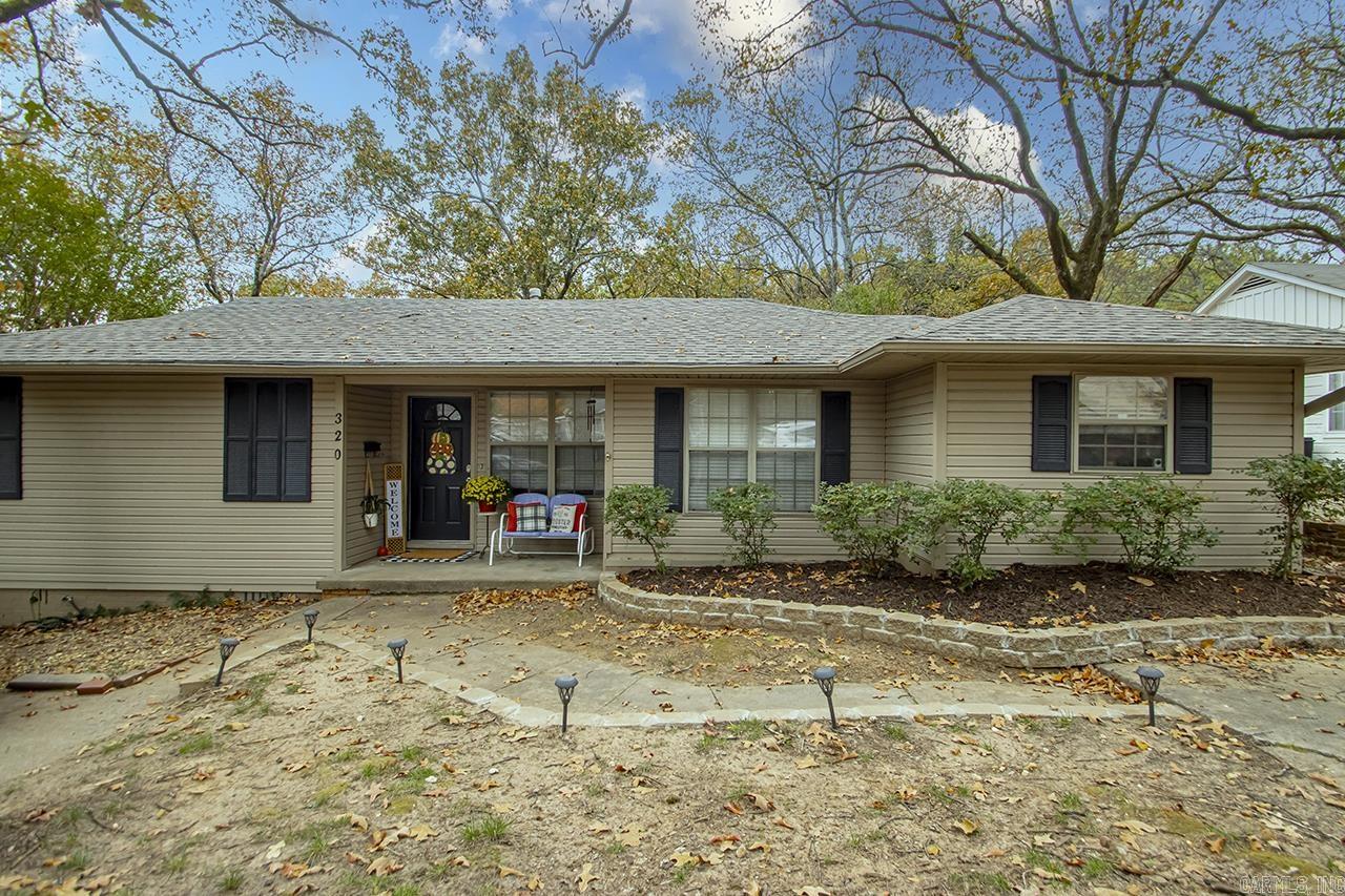 Welcome to this cozy Park Hill treasure. This home features an updated kitchen and flooring with a bigger primary sweet and a relaxing back deck. This property is nestled only minutes away from Lakewood Lake #1 where you can enjoy fishing , afternoon walks and the park. This would make a great family starter homes as its zones for Lakewood elementary.