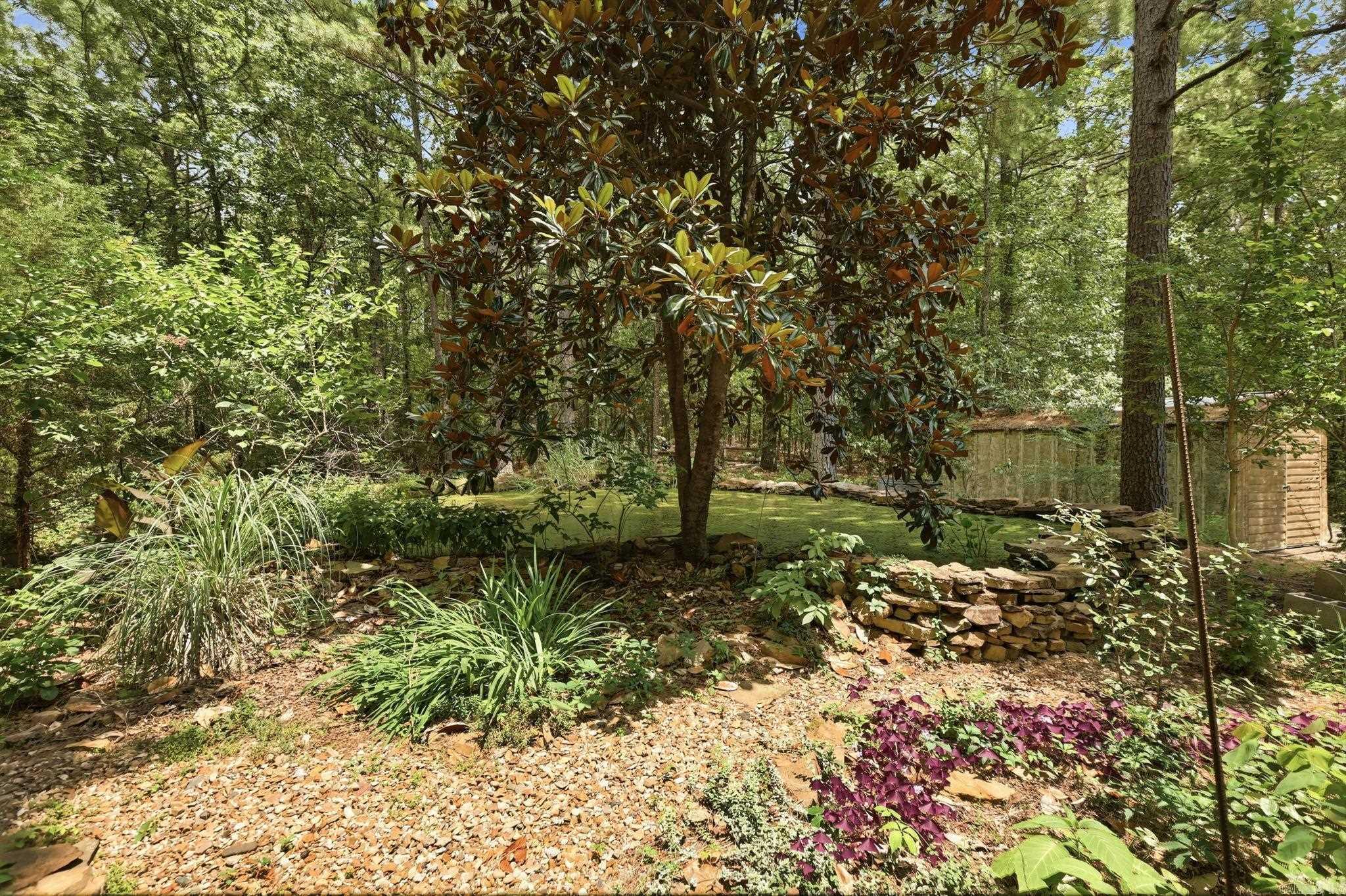 WOODSONG - Residential