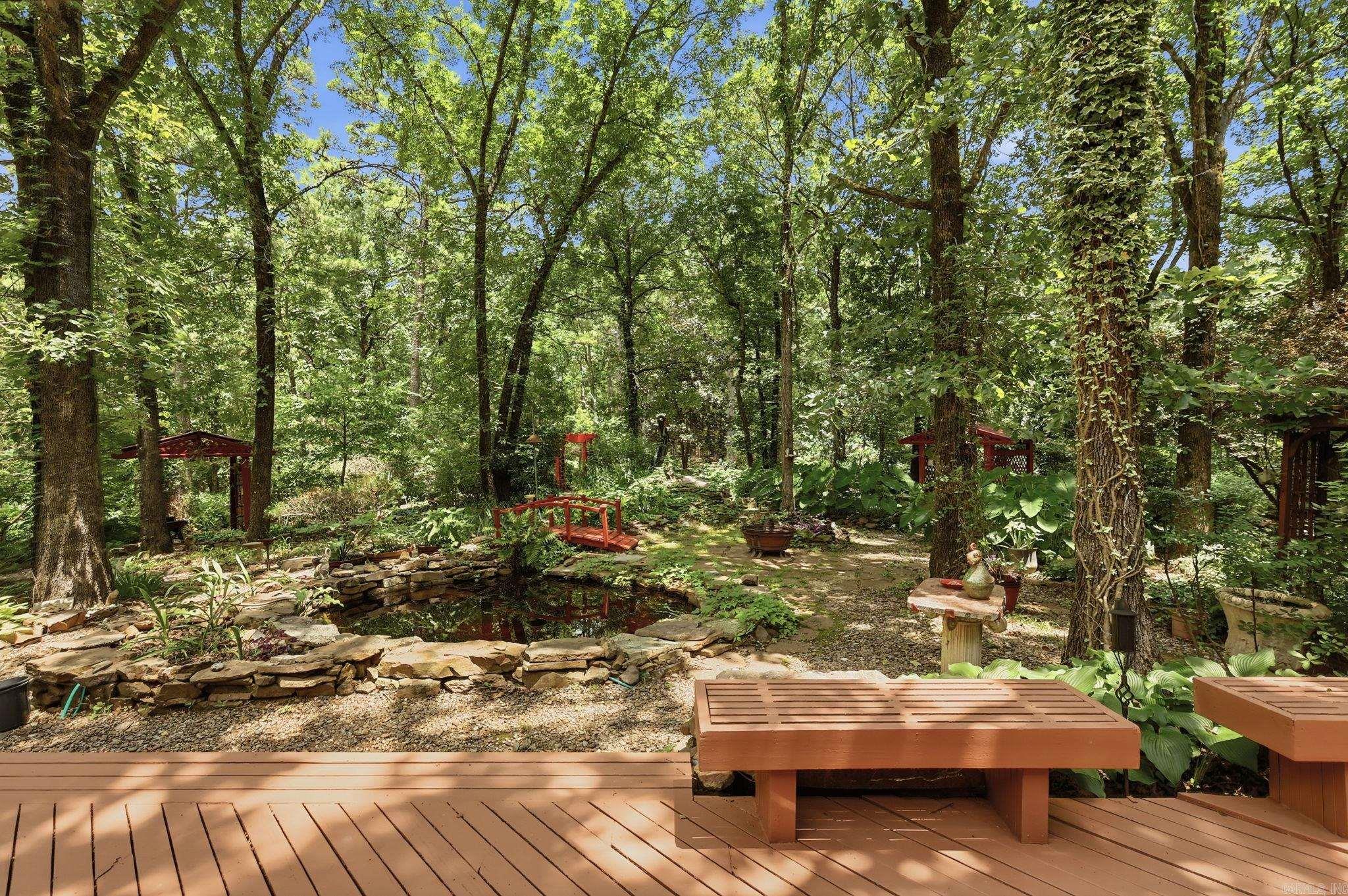 WOODSONG - Residential