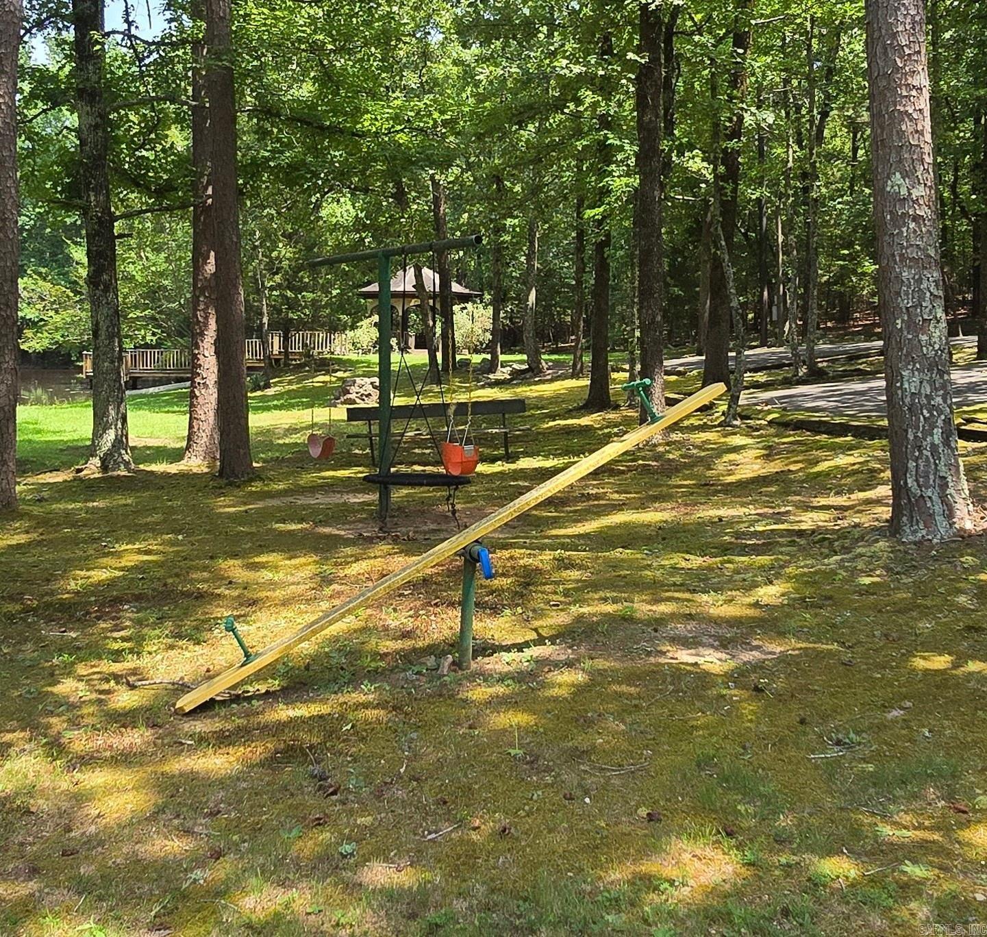 WOODSONG - Residential