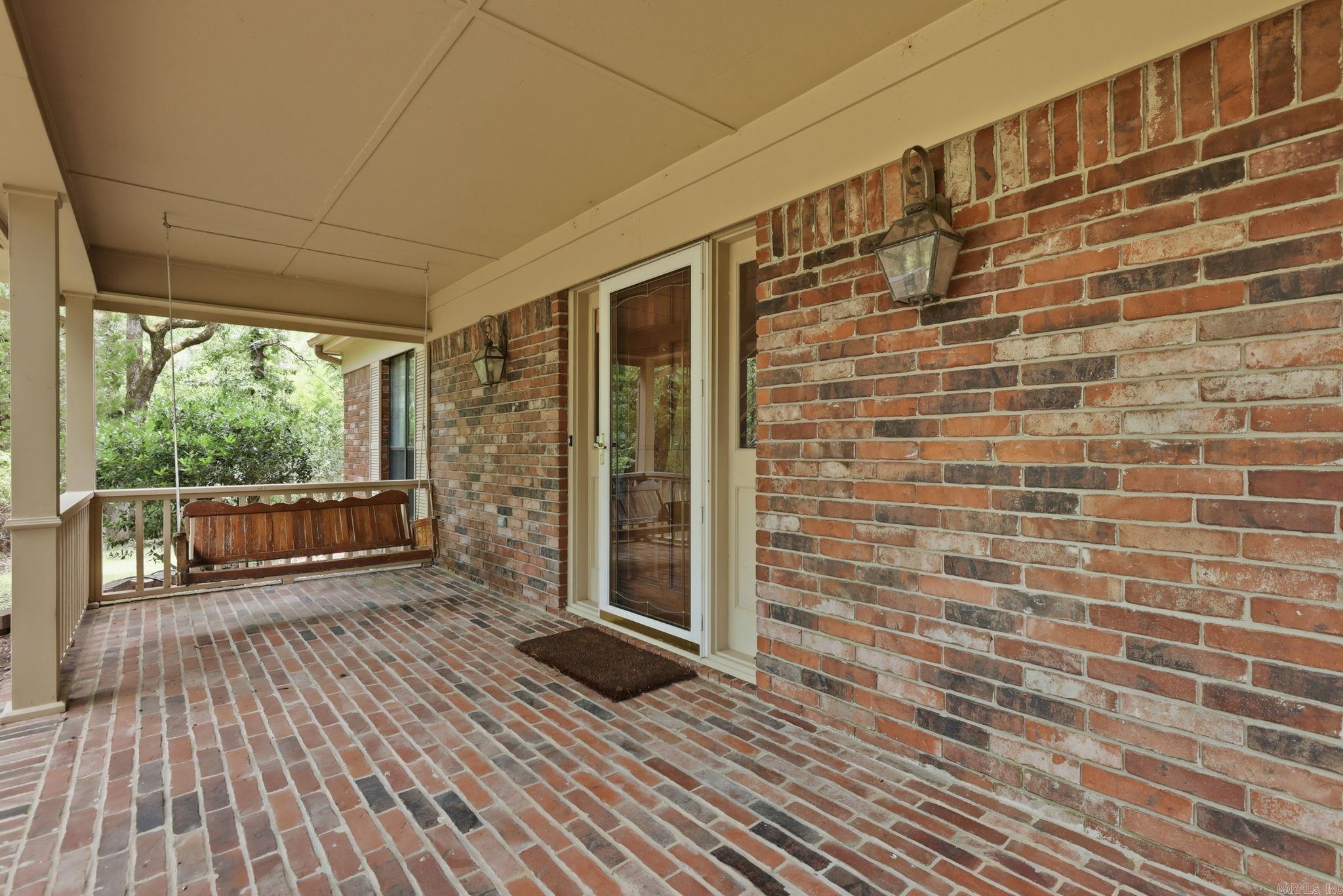 WOODSONG - Residential