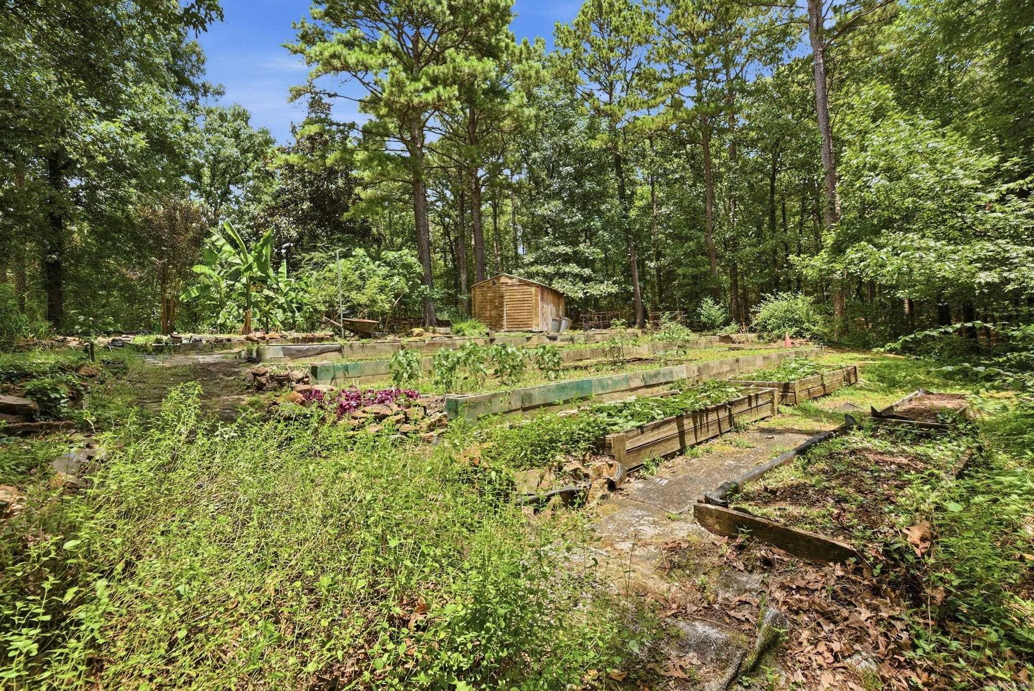 WOODSONG - Residential