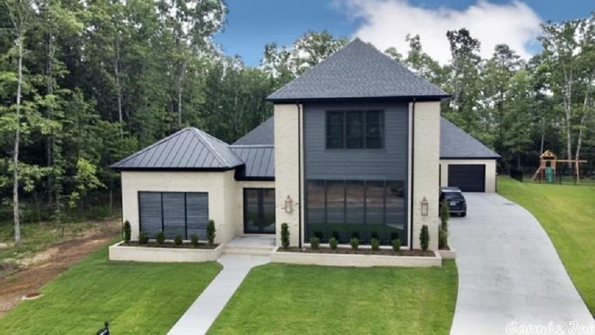 CHENAL VALLEY HALLEN COURT - Residential