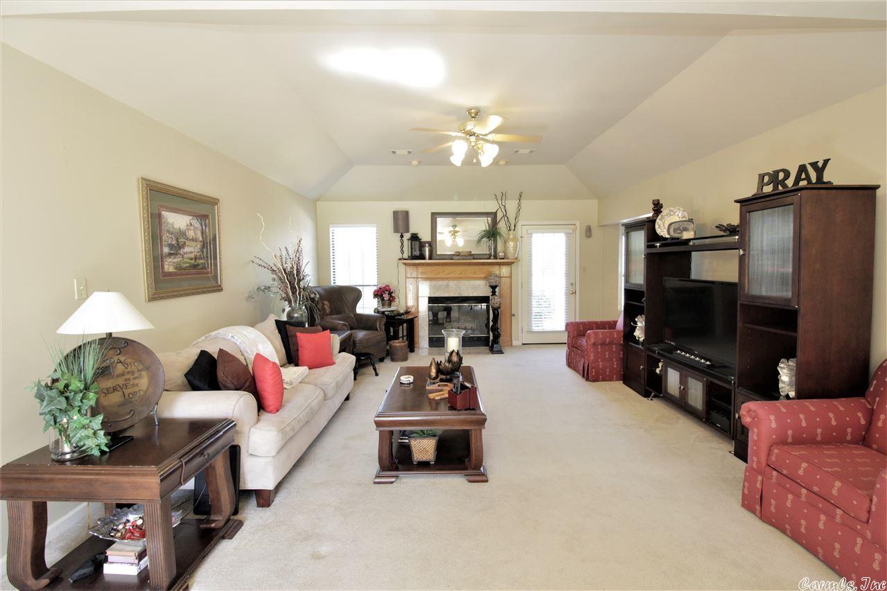NORTH POINTE ADDN - Residential