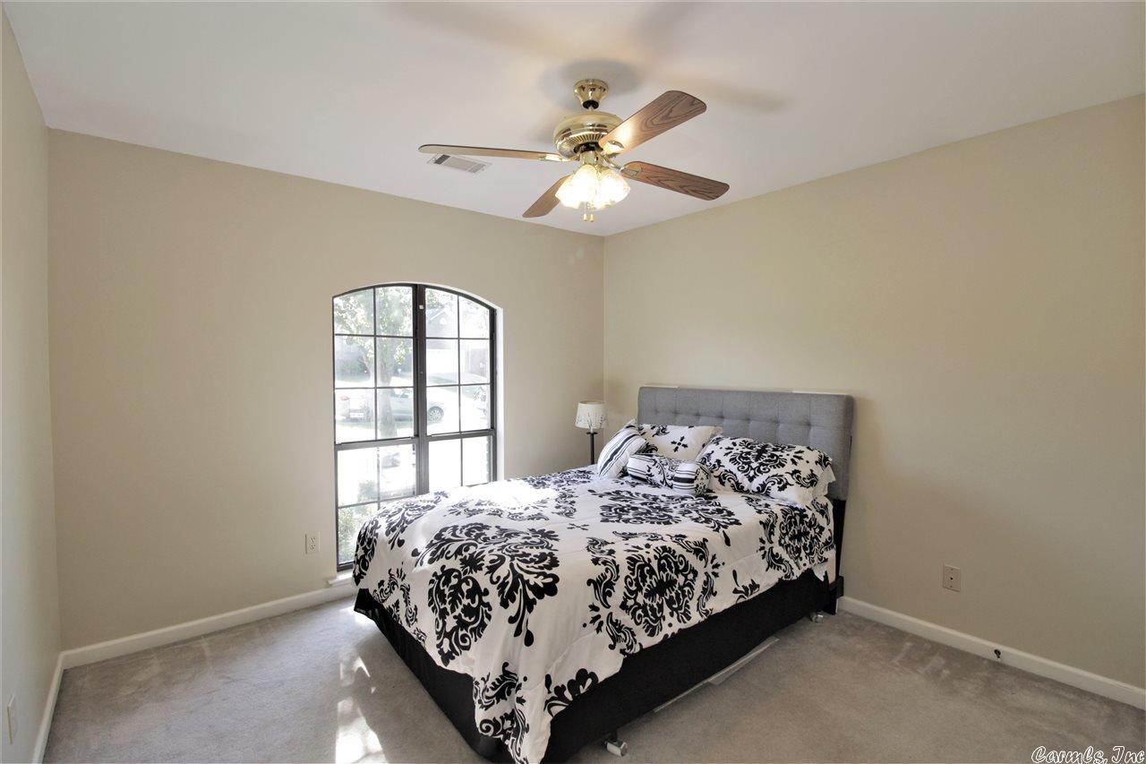 NORTH POINTE ADDN - Residential