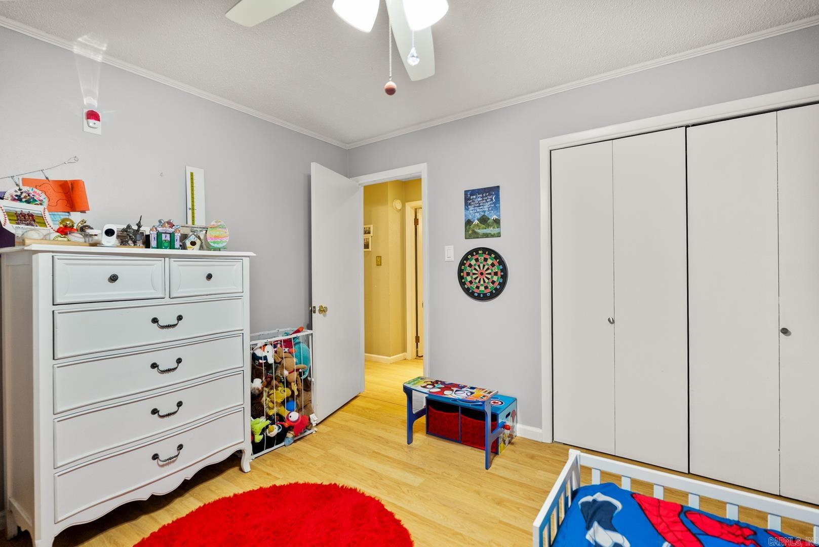 COUNTRY CLUB PARK - Residential