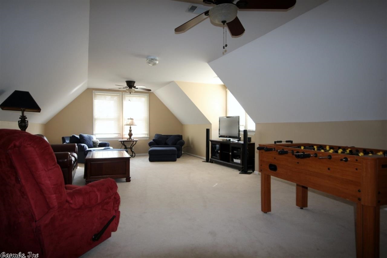 CHENAL VALLEY LAMARCHE PLACE NBH - Residential