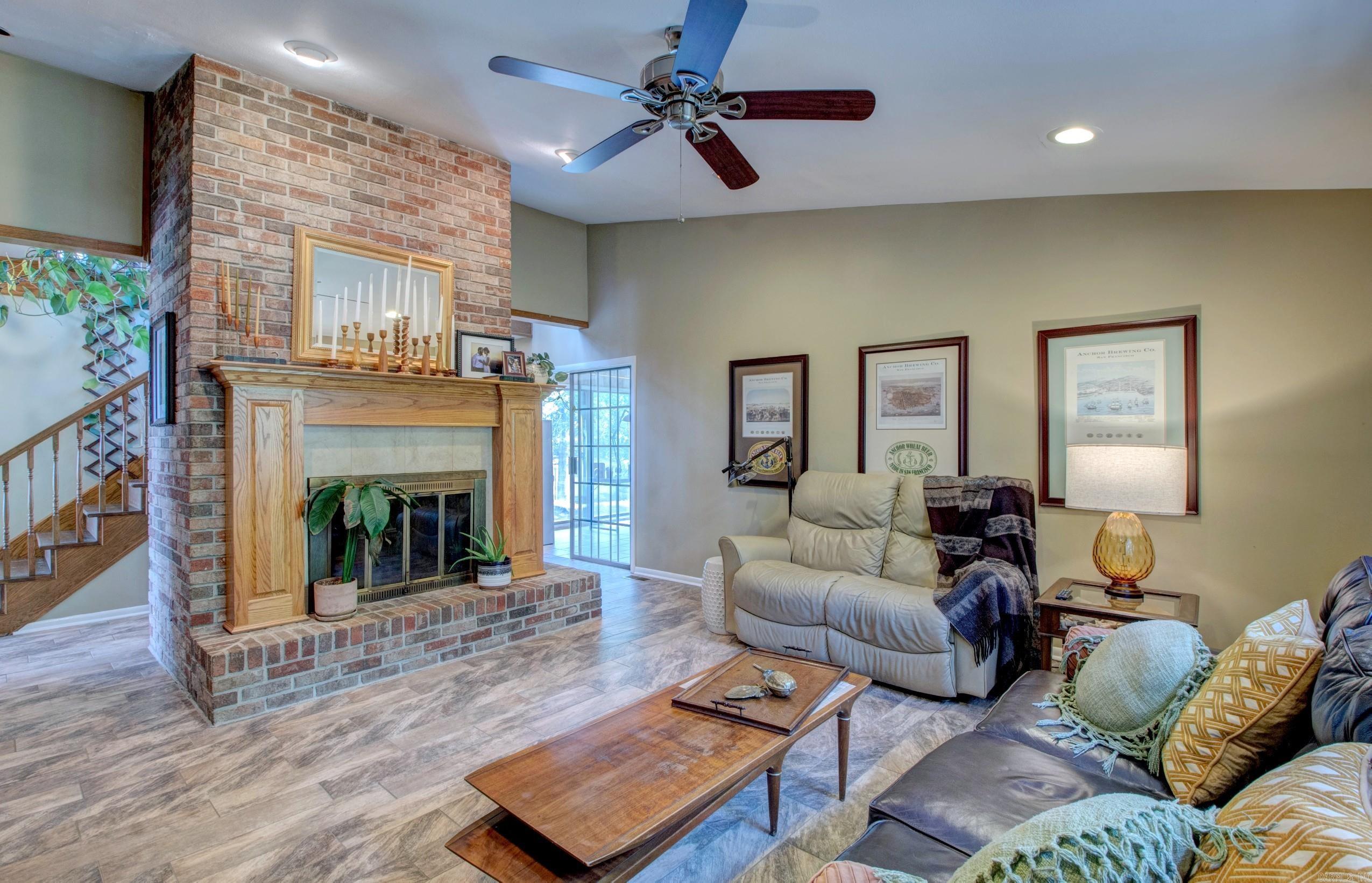 ROBBINS - Residential