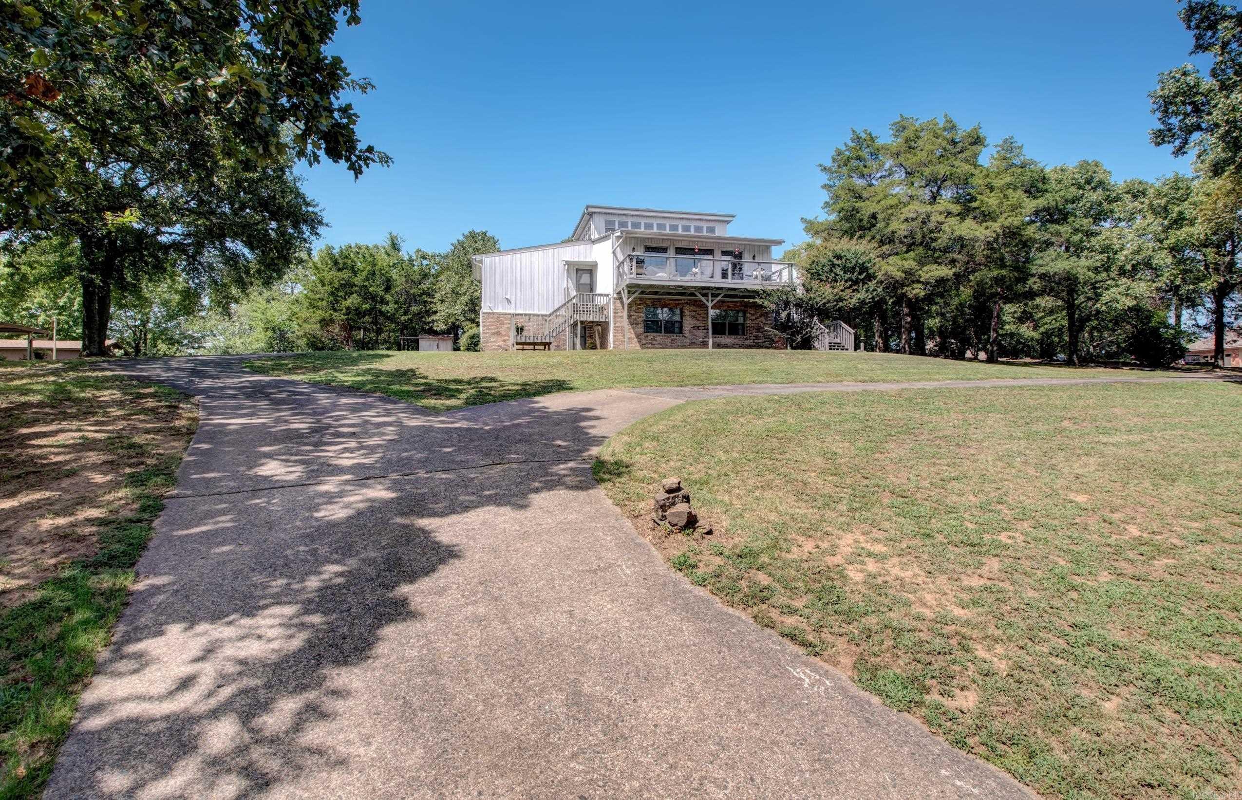 ROBBINS - Residential