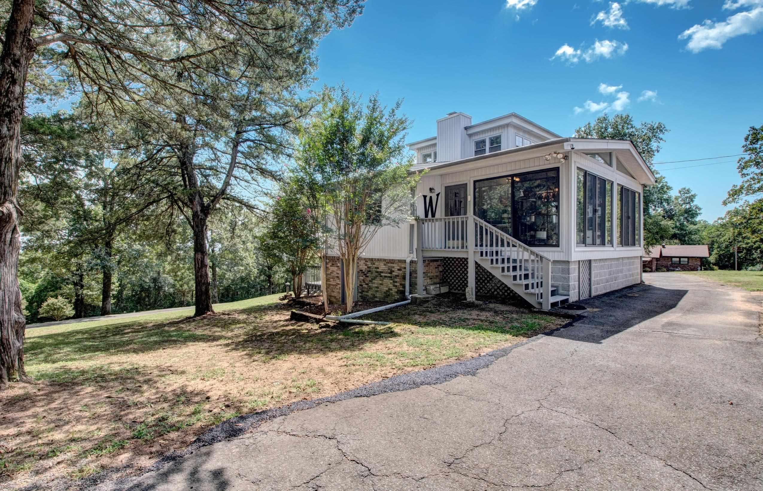 ROBBINS - Residential