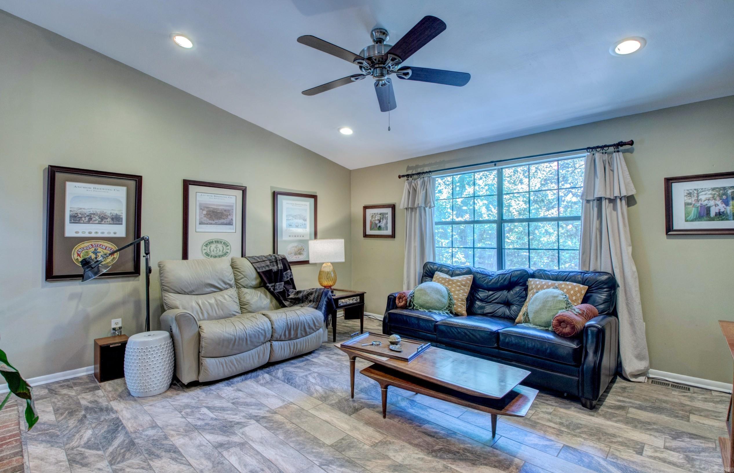 ROBBINS - Residential