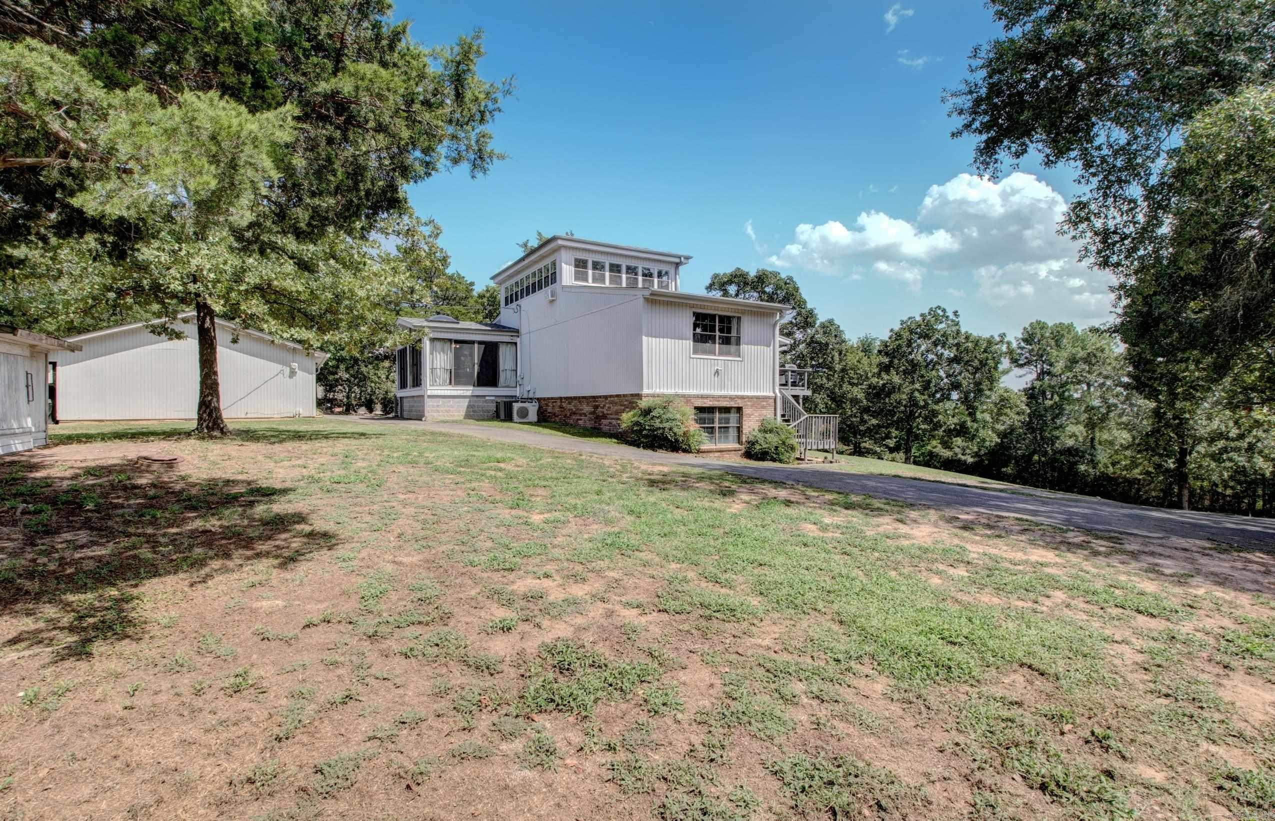 ROBBINS - Residential