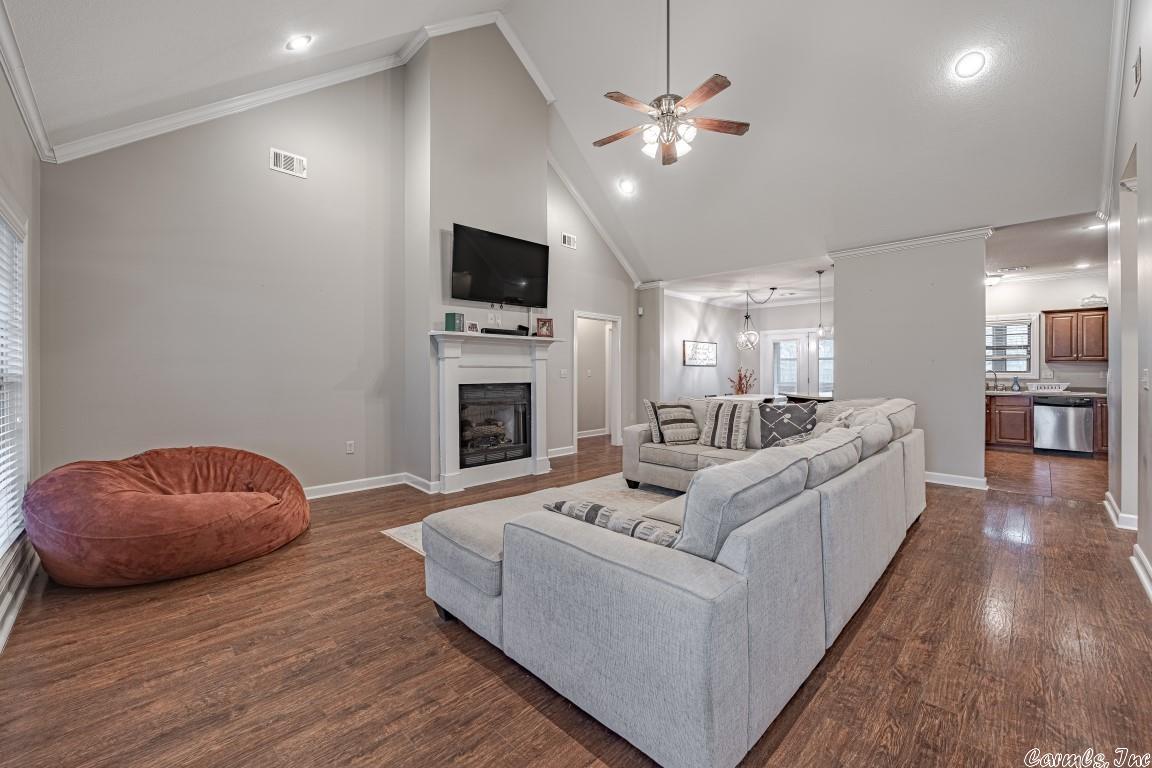 MCMASTERS - Residential