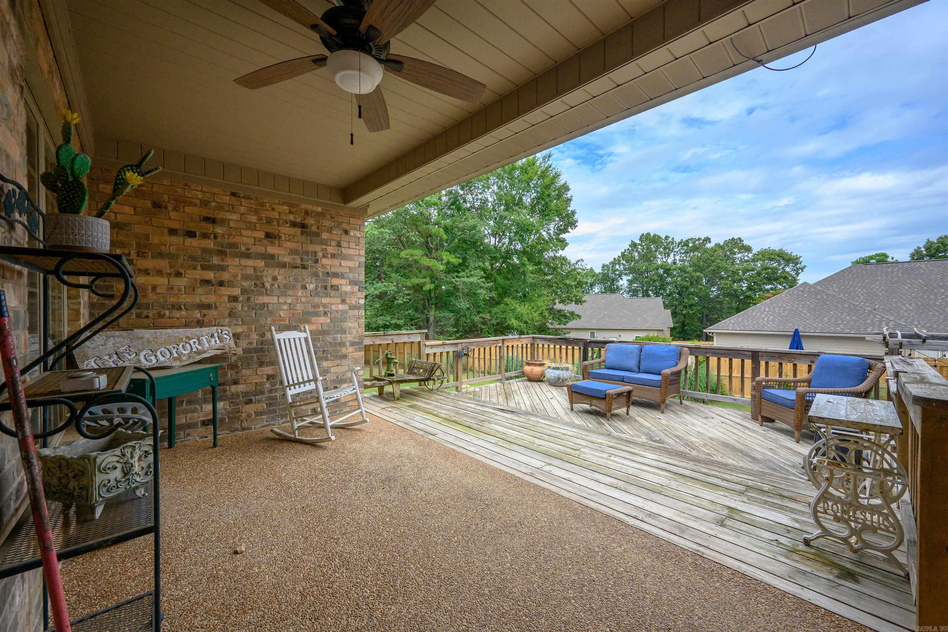 HIGHLAND WOODS - Residential