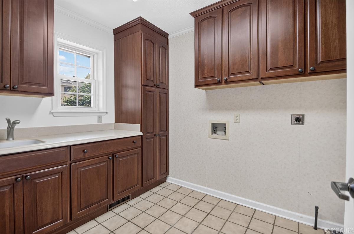 OVERBROOK - Residential