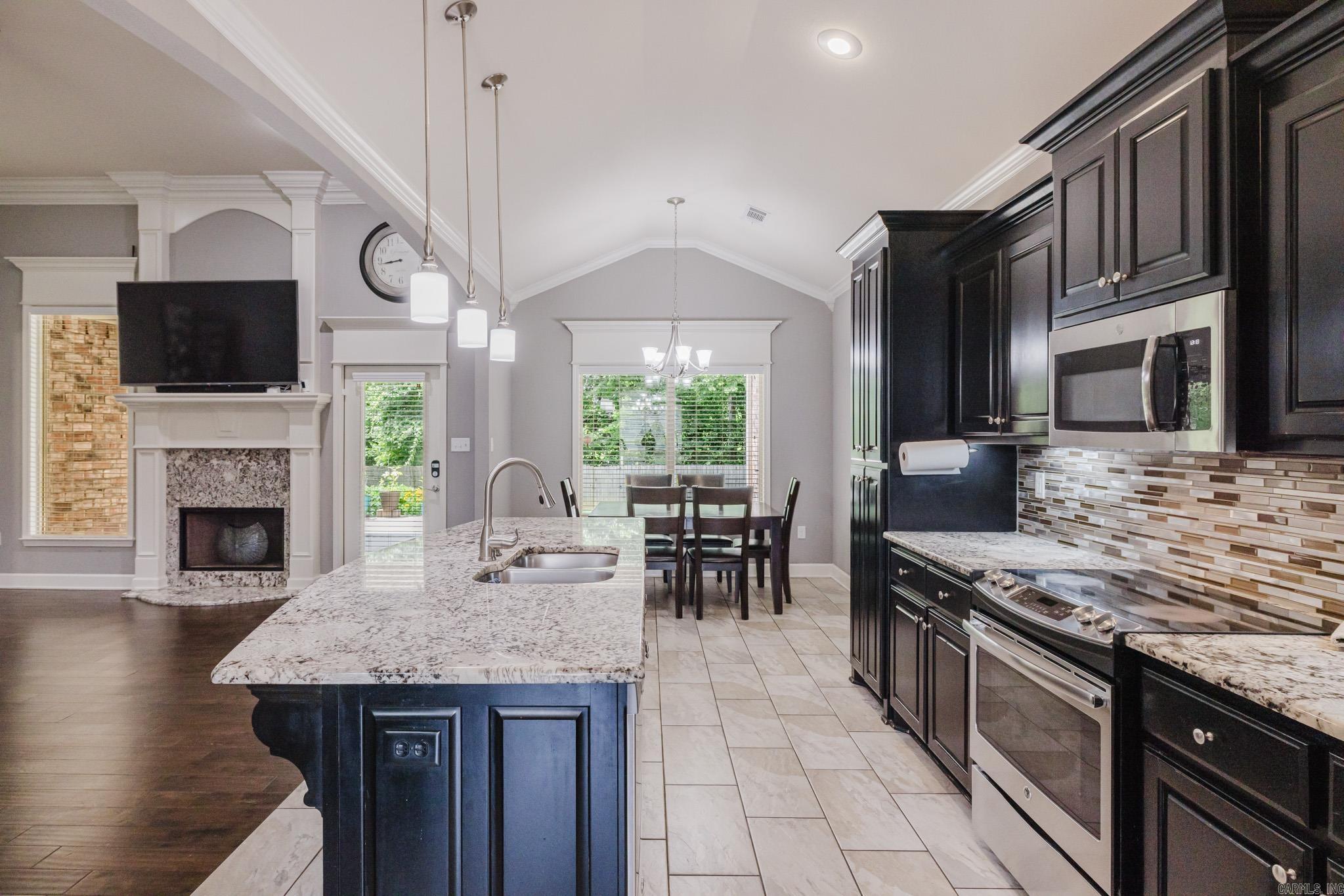 ANDRES PLACE - Residential