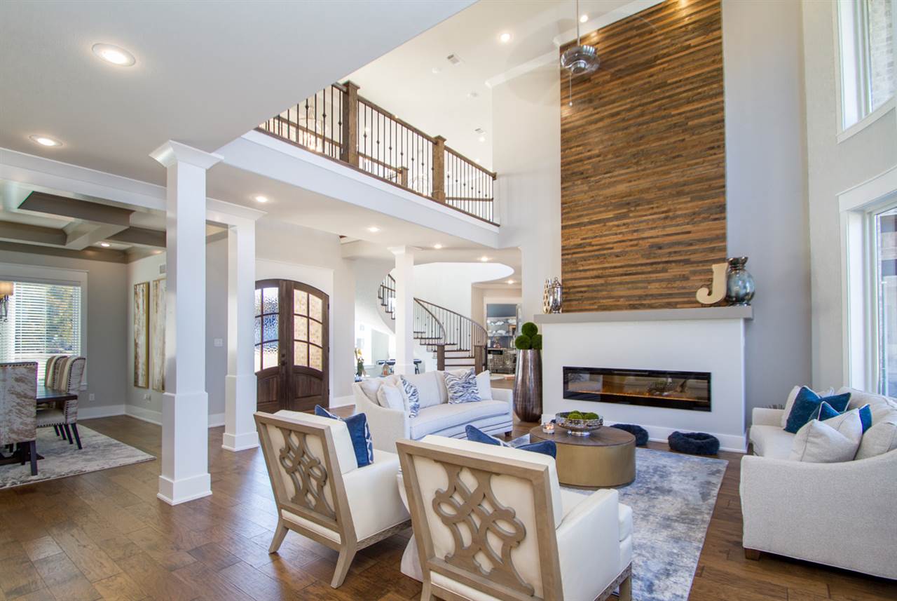 WEST LAKE VILLAGE - Residential