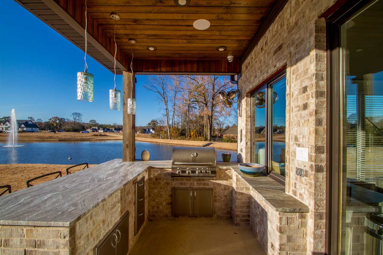 WEST LAKE VILLAGE - Residential