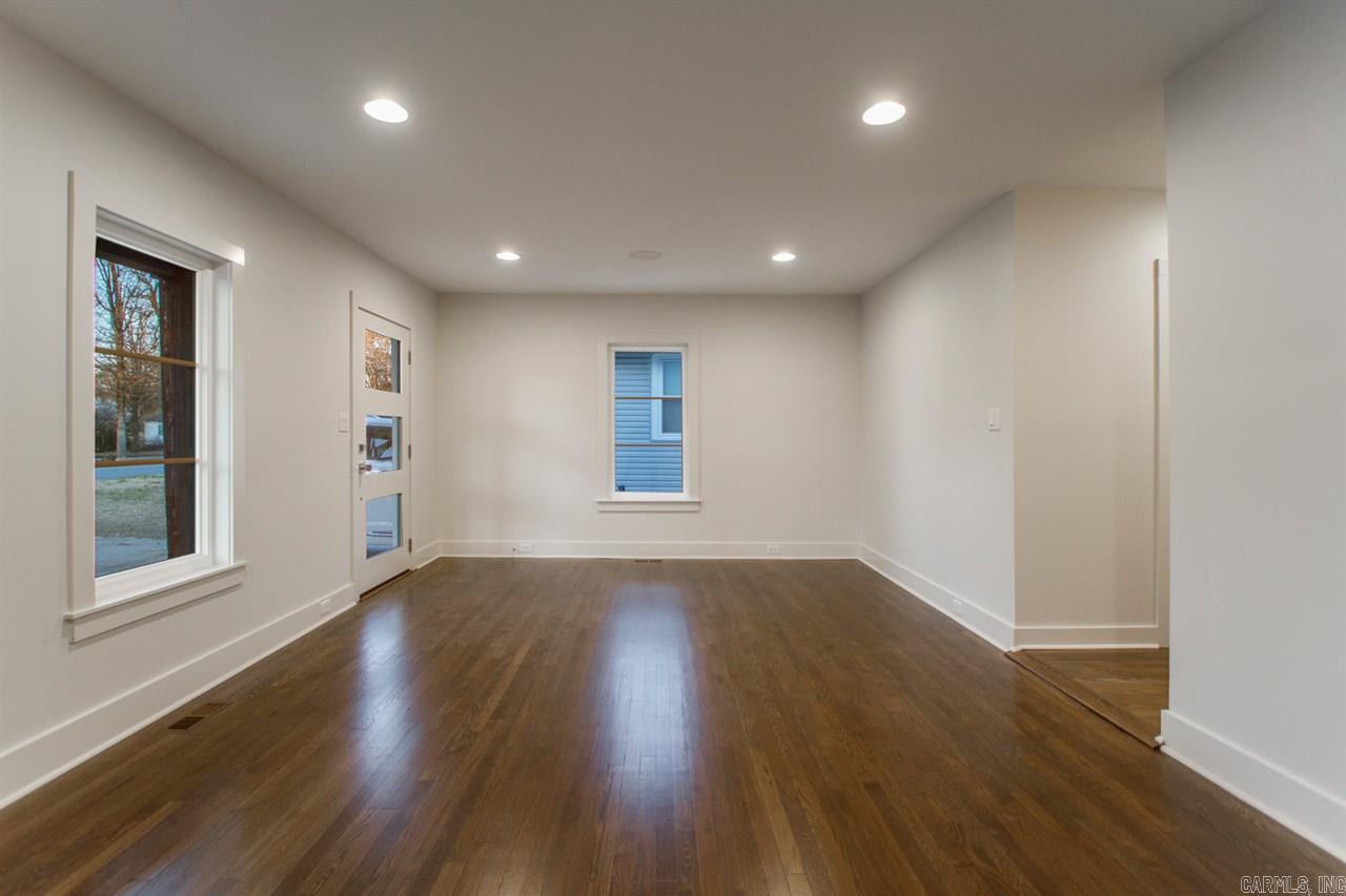CAMMACK WOODS - Residential