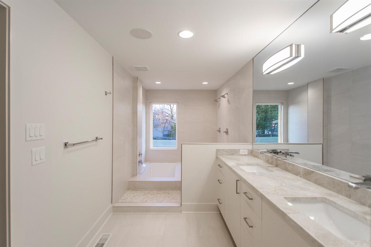 CAMMACK WOODS - Residential