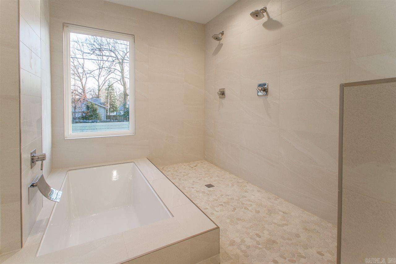 CAMMACK WOODS - Residential