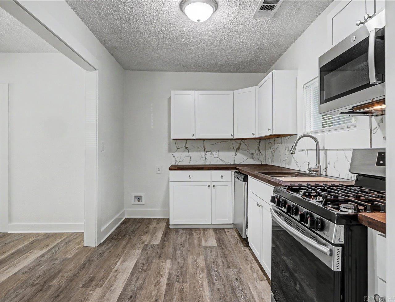 CATHERINE HEIGHTS - IN - Residential