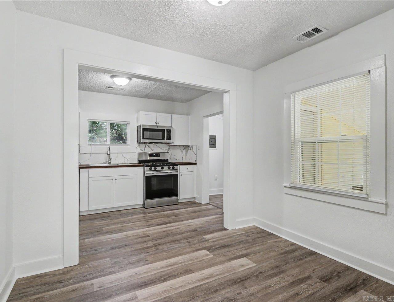 CATHERINE HEIGHTS - IN - Residential