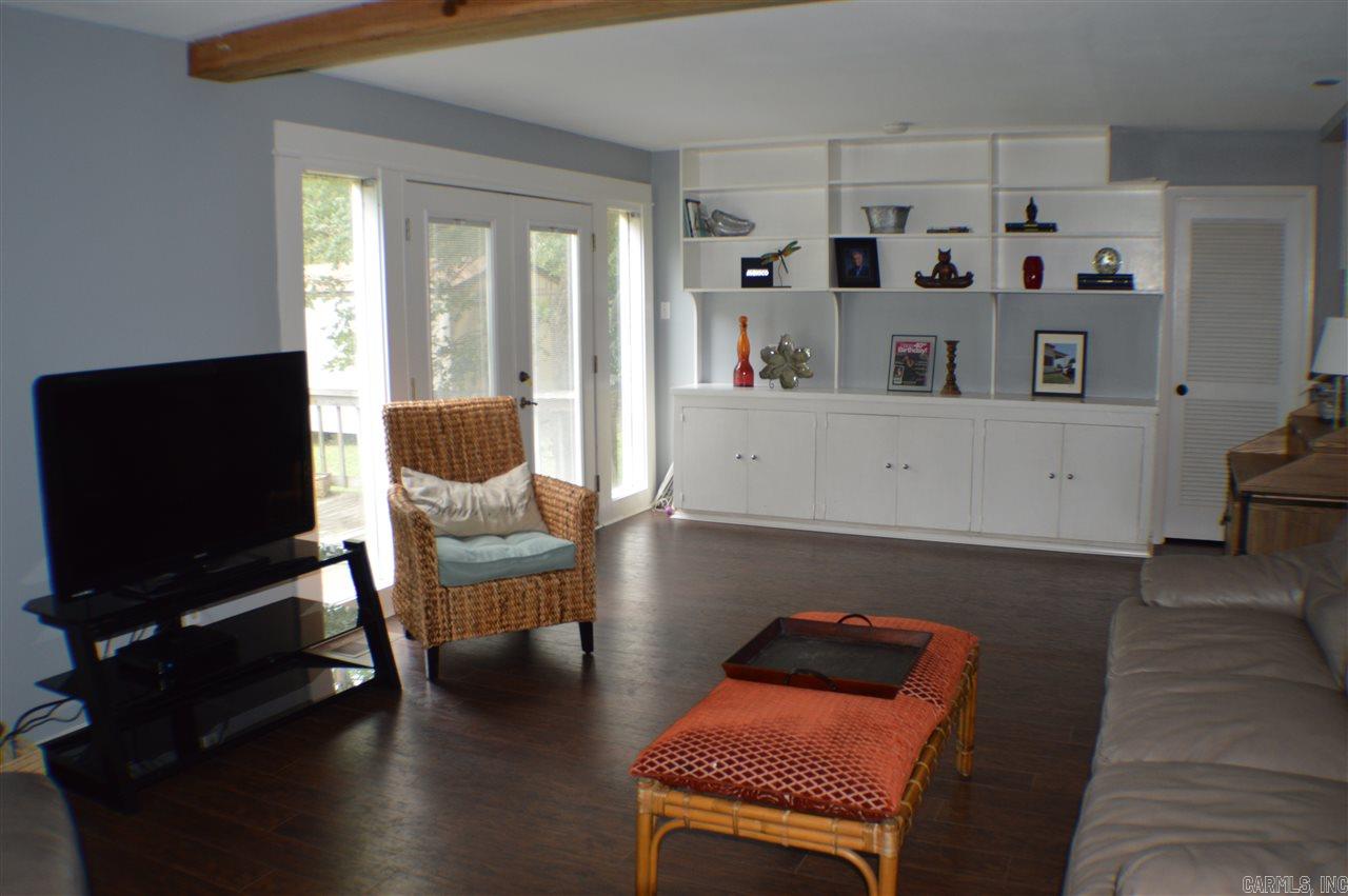 INDIAN HILLS - Residential