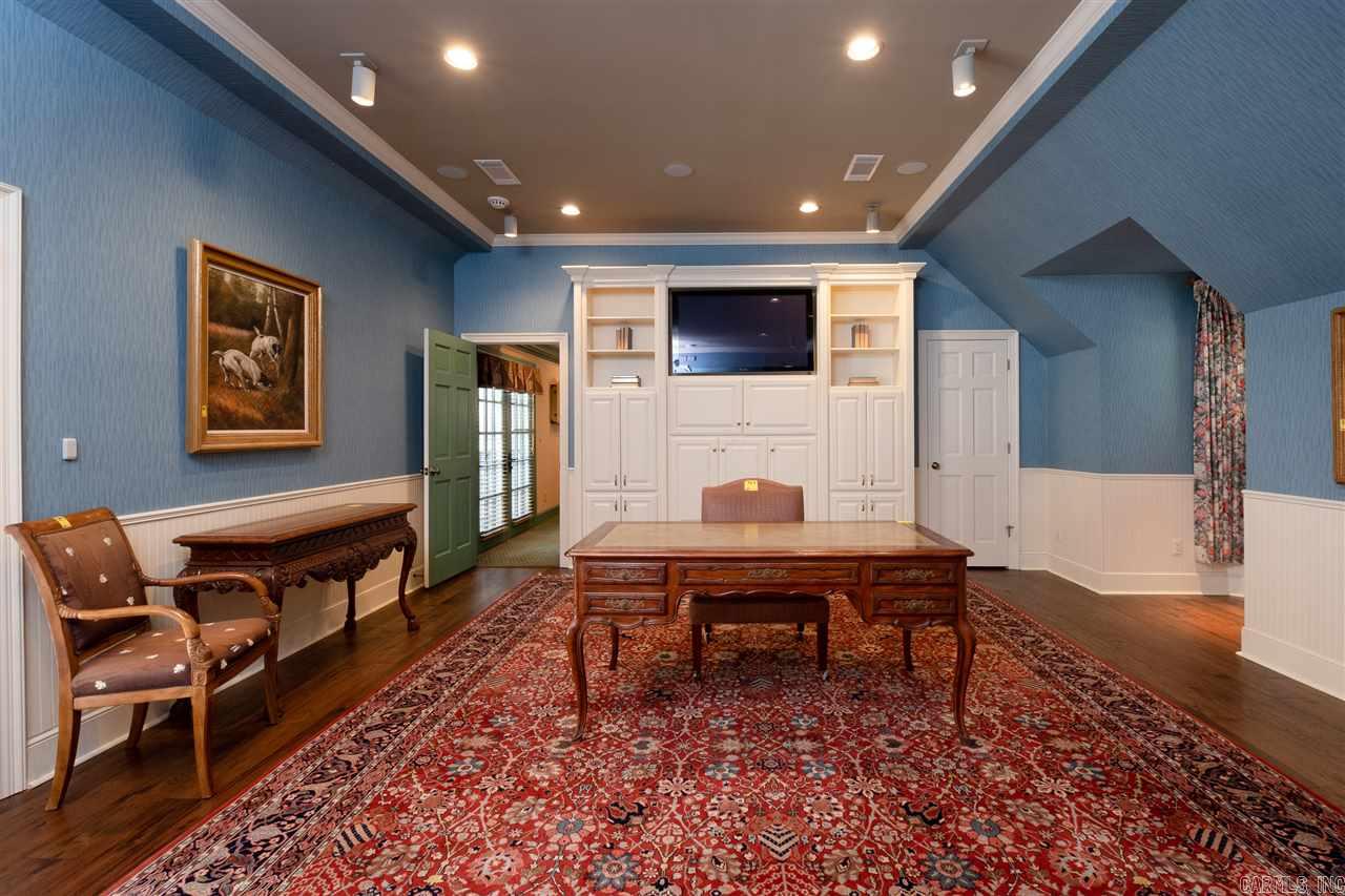 HICKORY HILLS - Residential