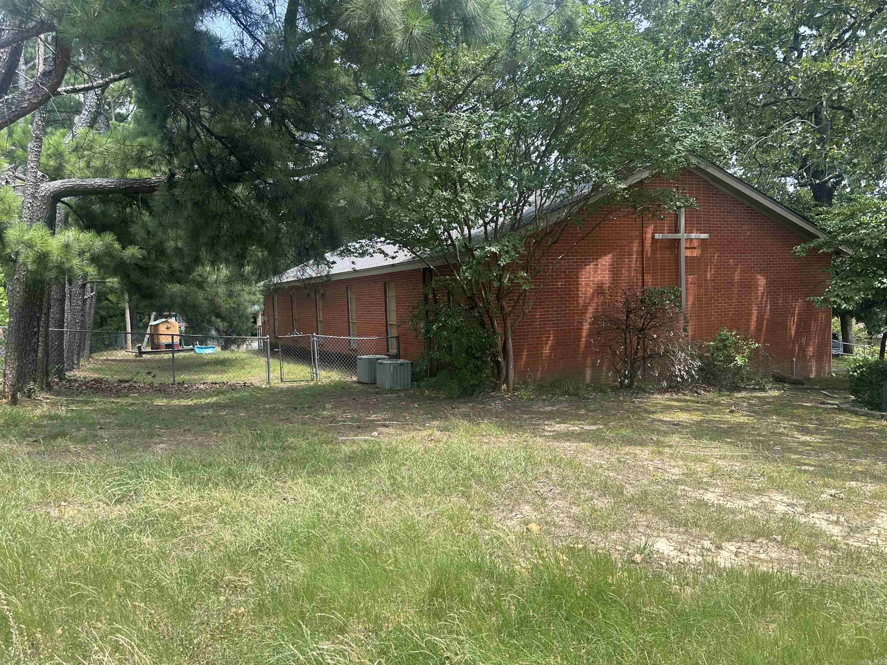 Bellevue L1 - Commercial Sale
