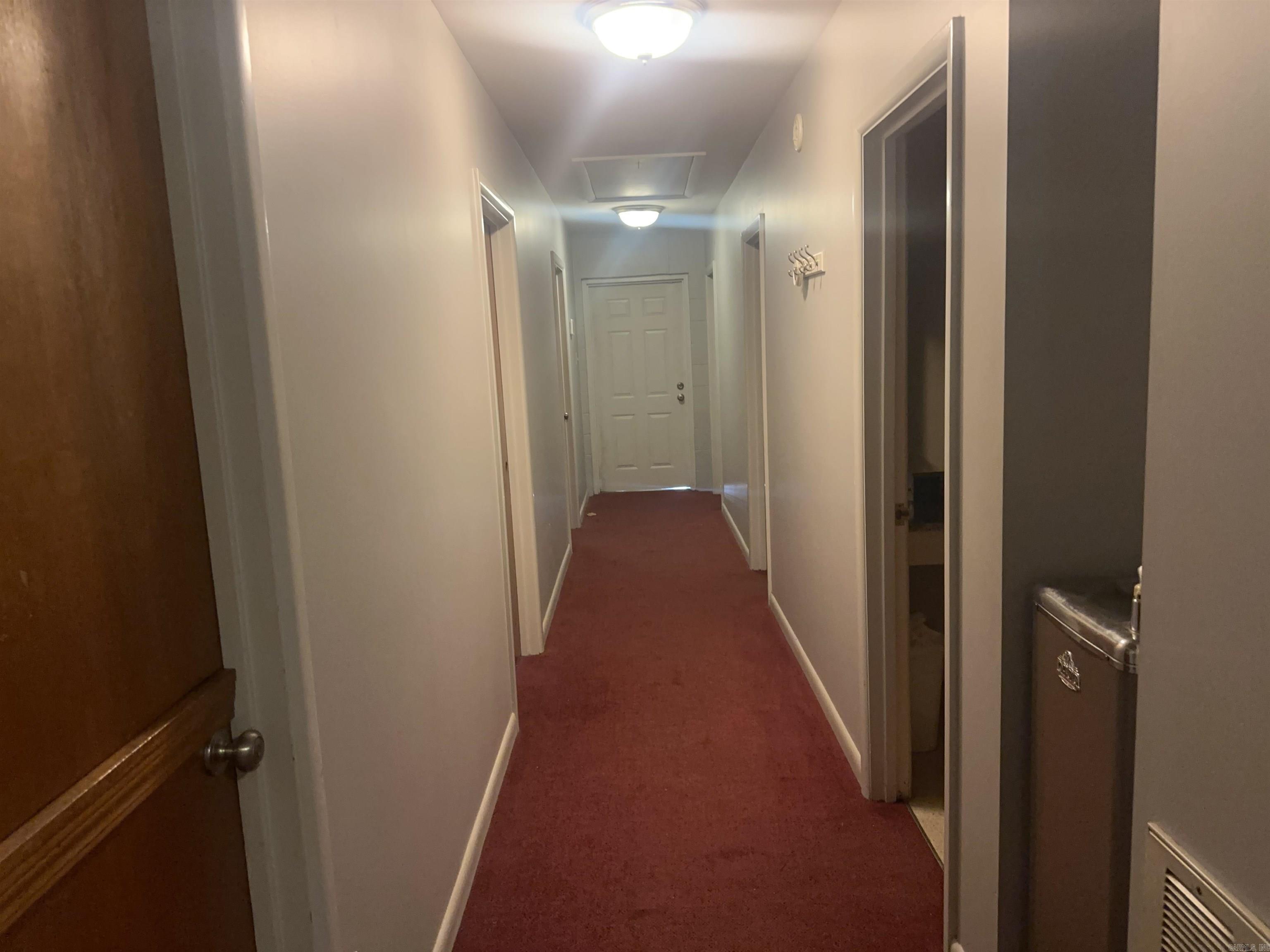 Bellevue L1 - Commercial Sale