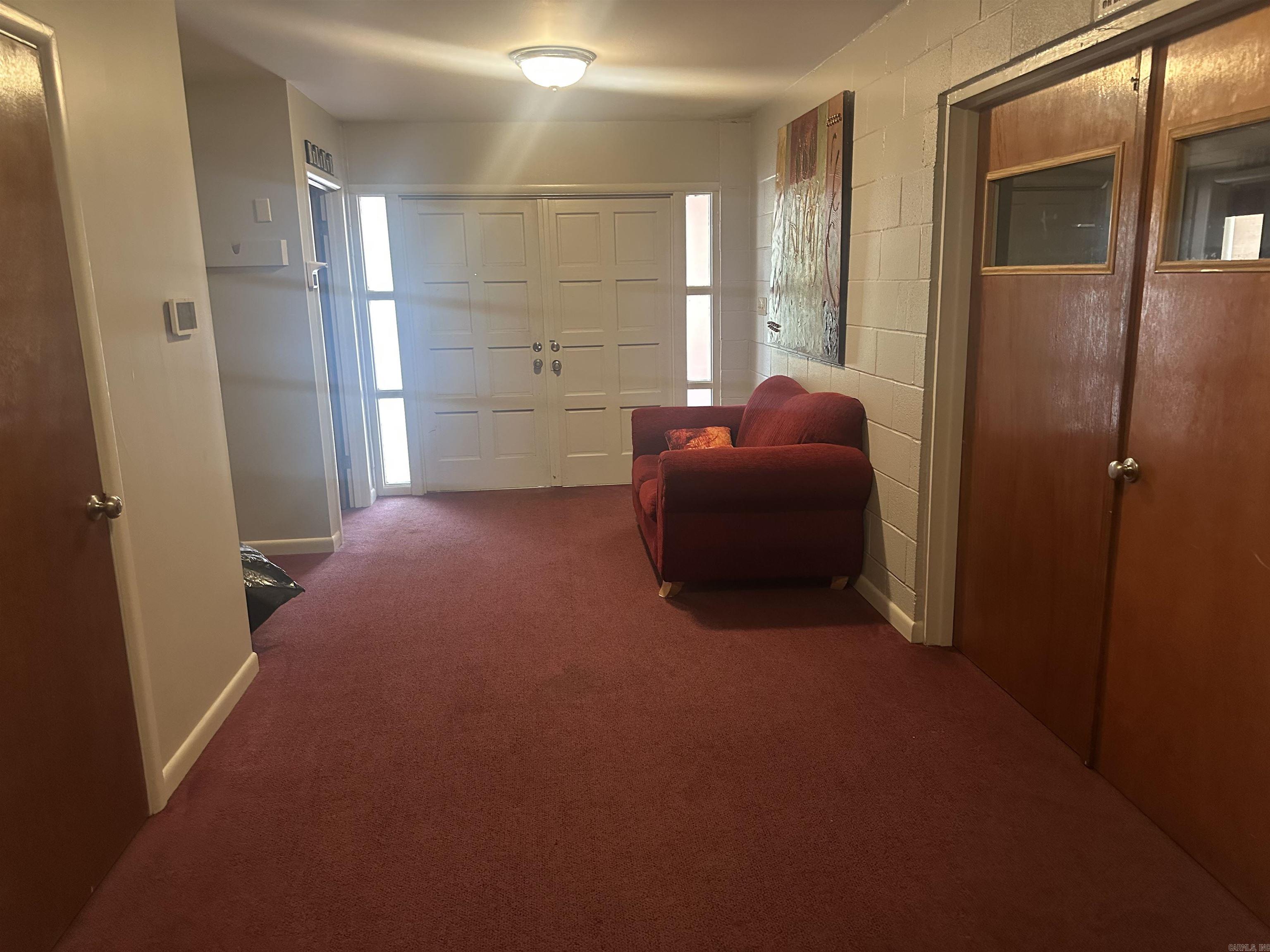 Bellevue L1 - Commercial Sale
