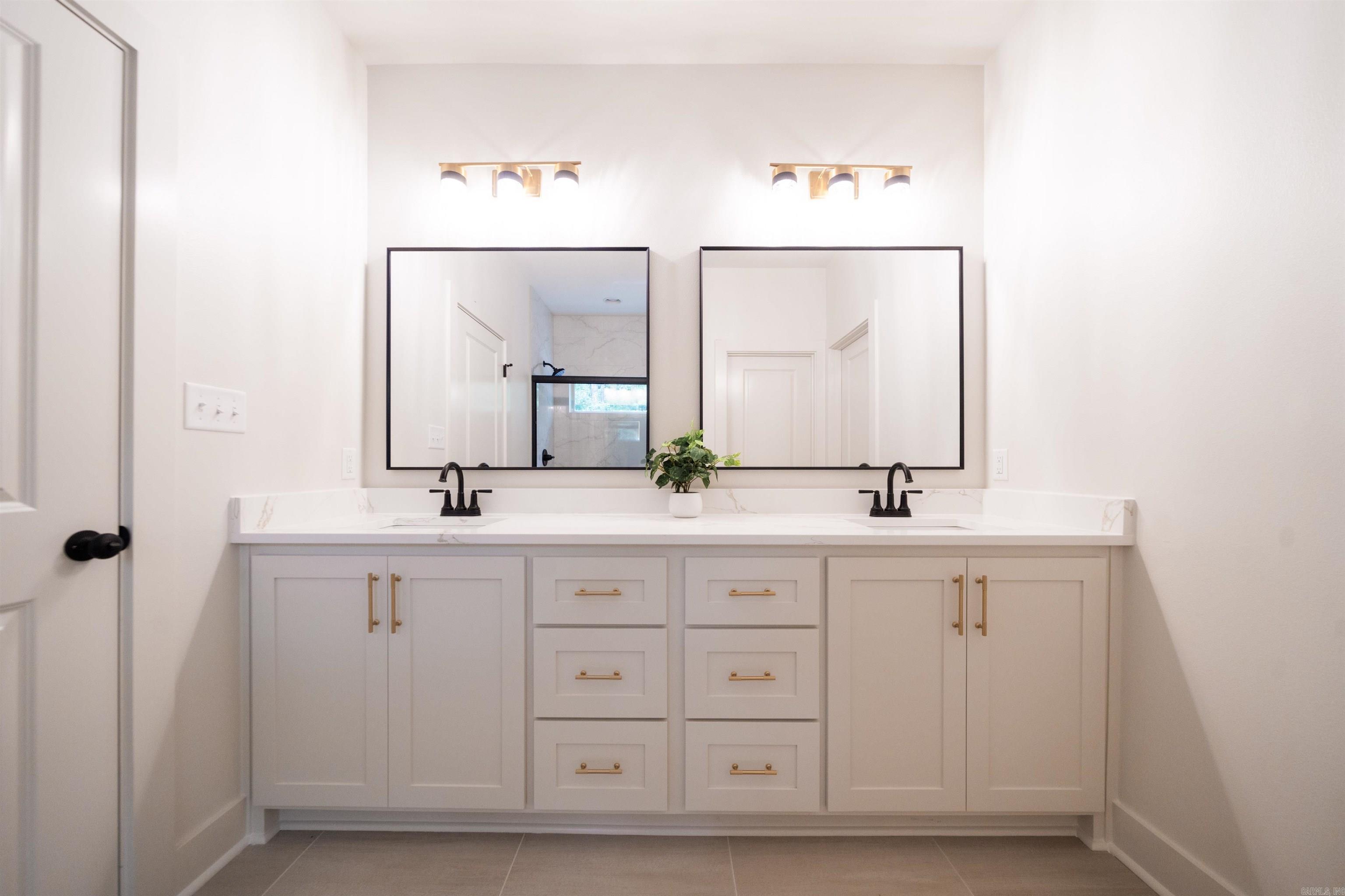 RIDGEVIEW - Residential