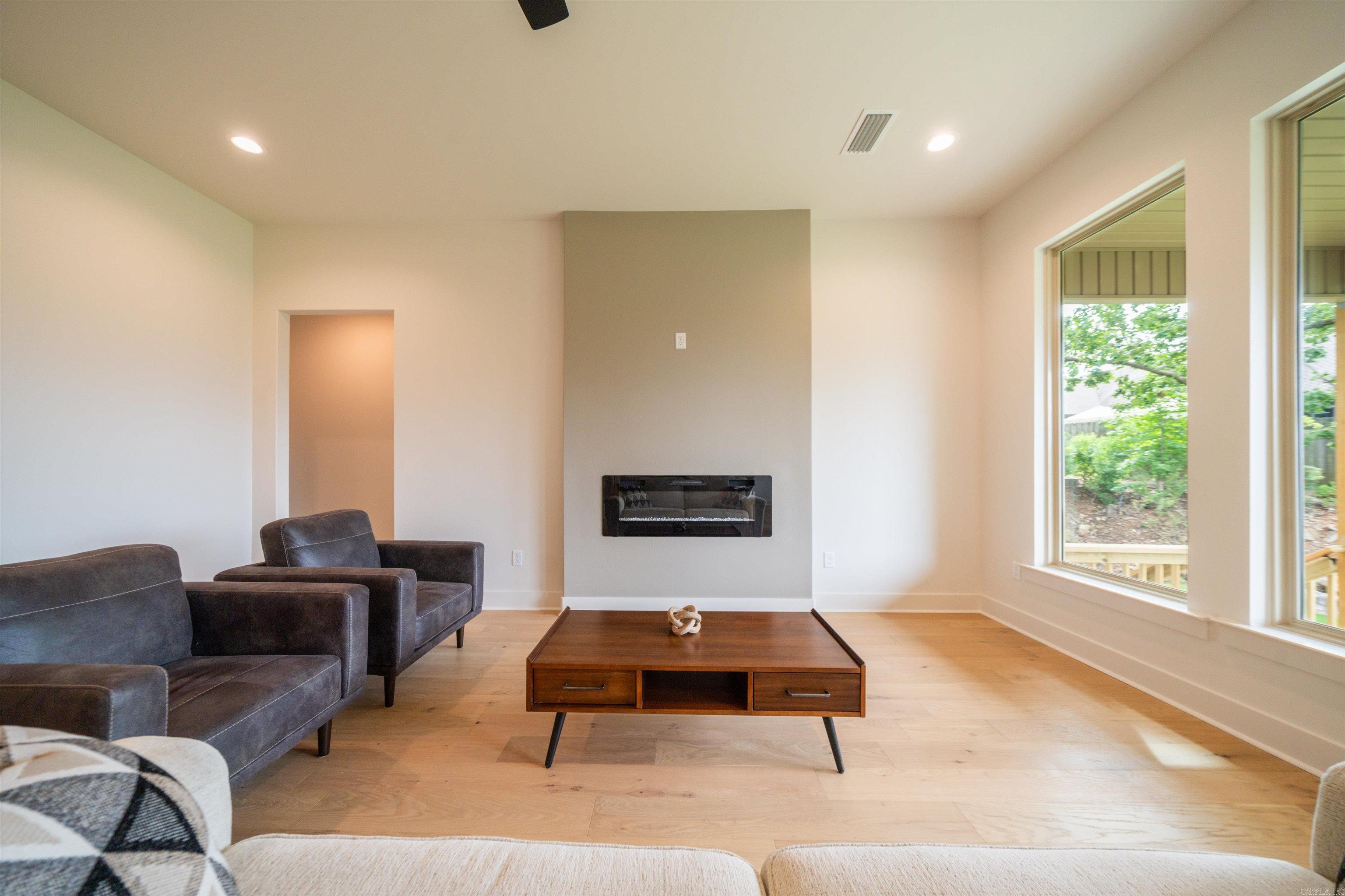 RIDGEVIEW - Residential