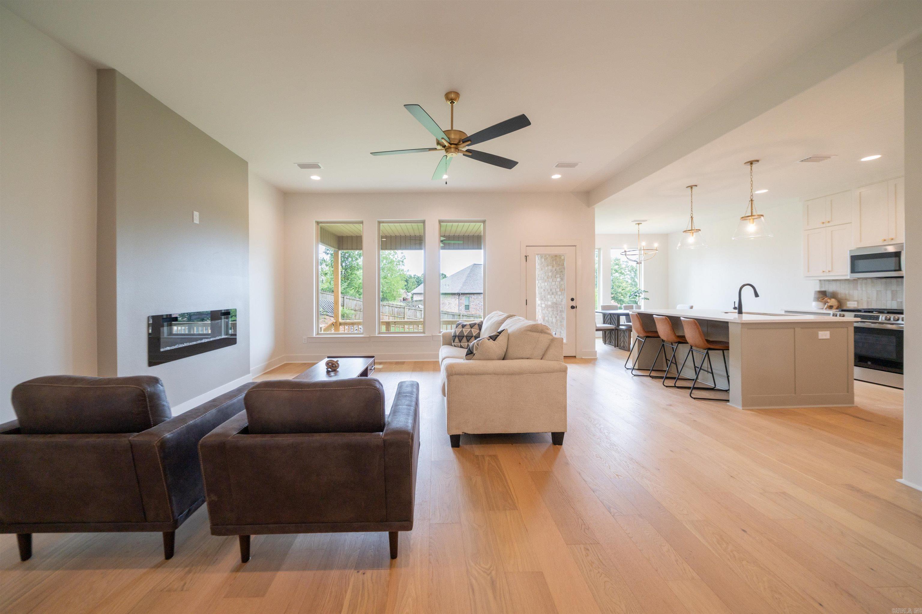RIDGEVIEW - Residential