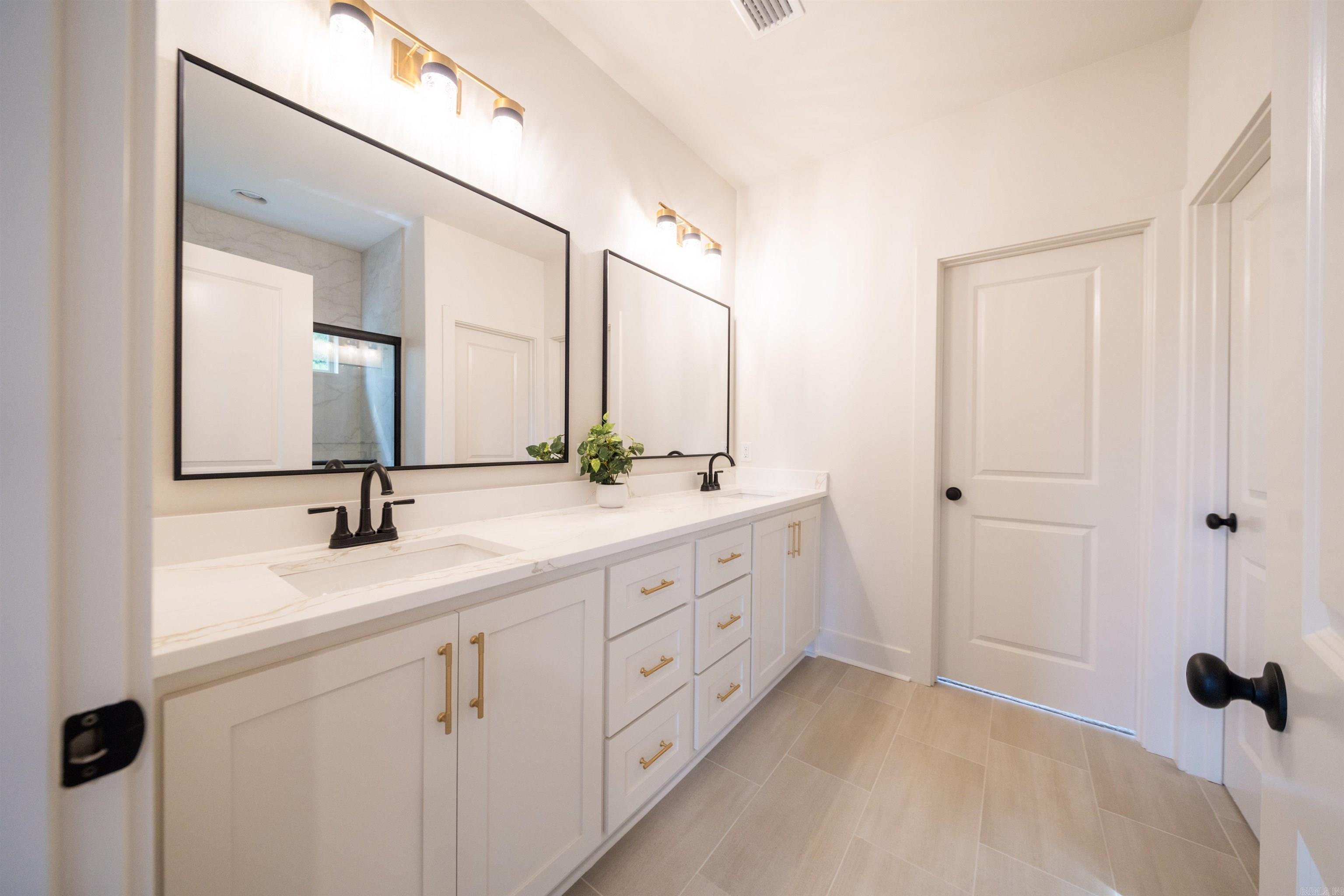 RIDGEVIEW - Residential