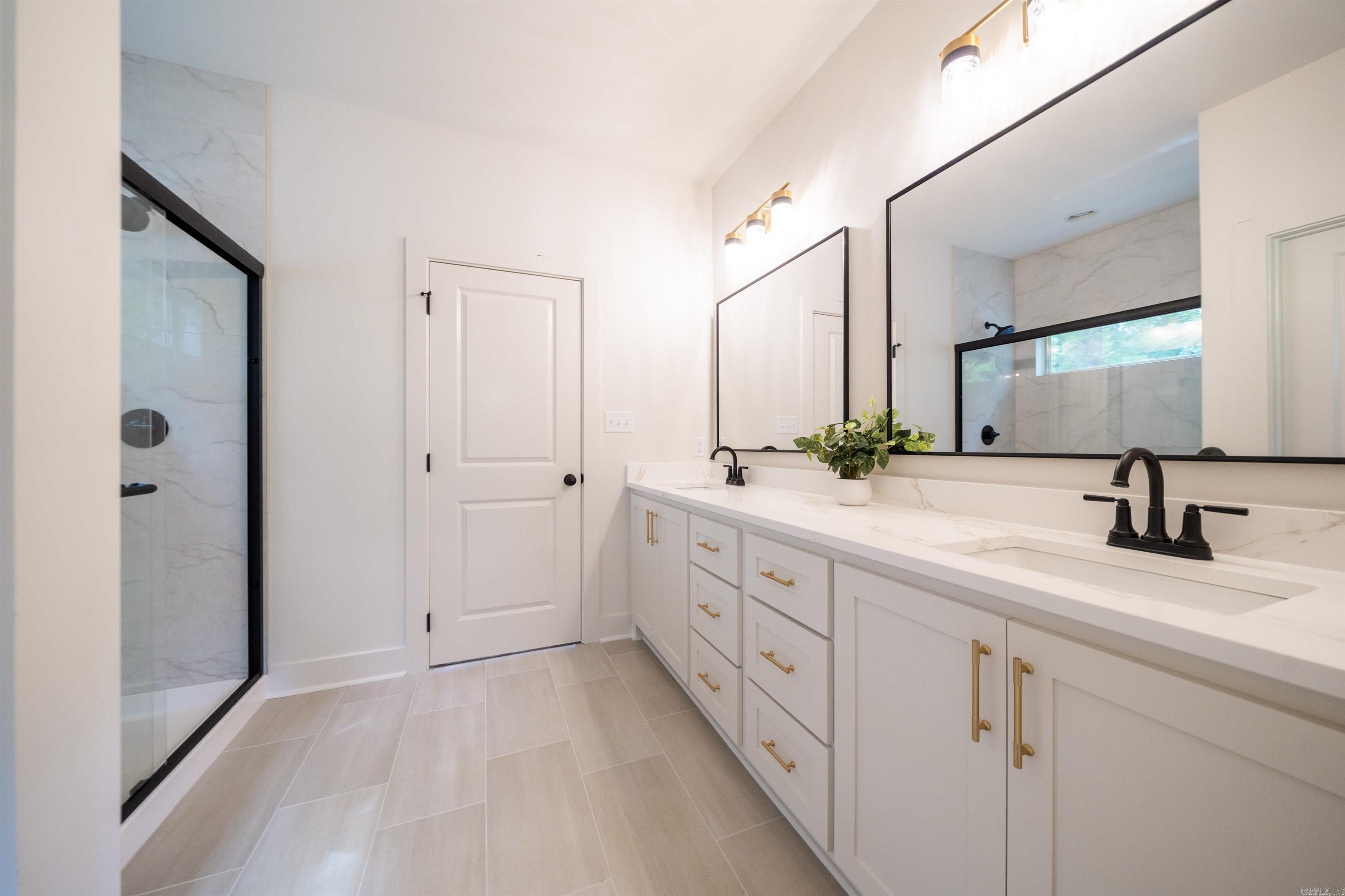 RIDGEVIEW - Residential