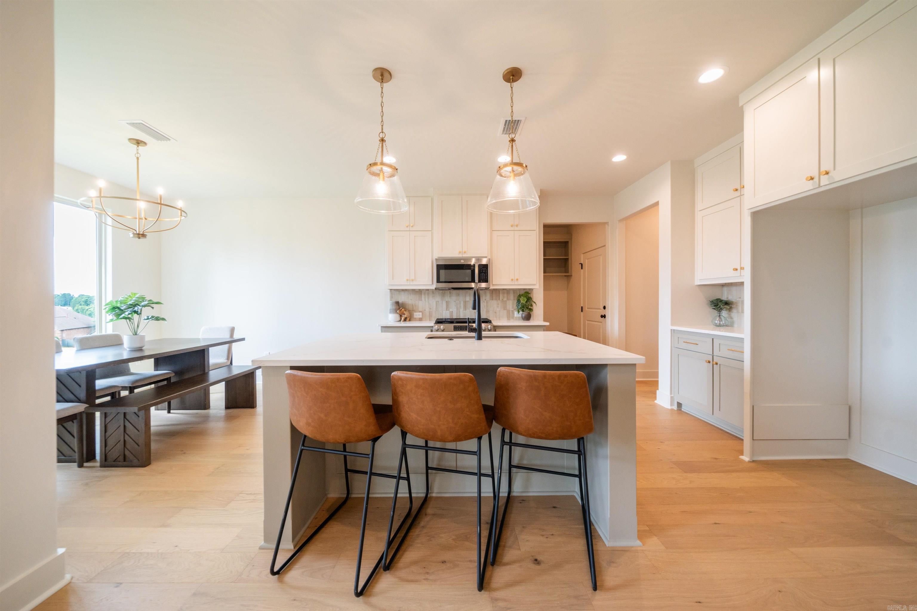 RIDGEVIEW - Residential
