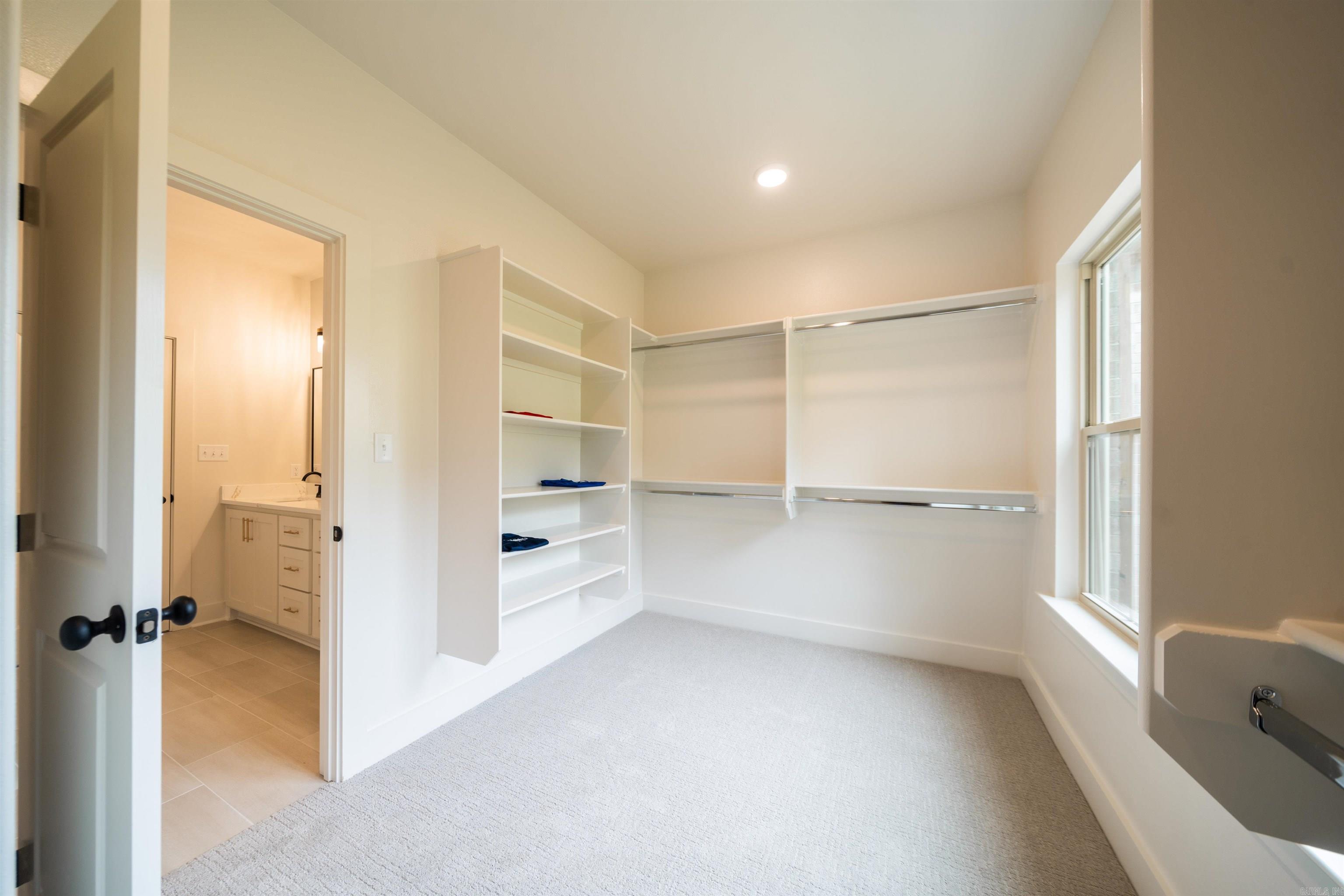 RIDGEVIEW - Residential
