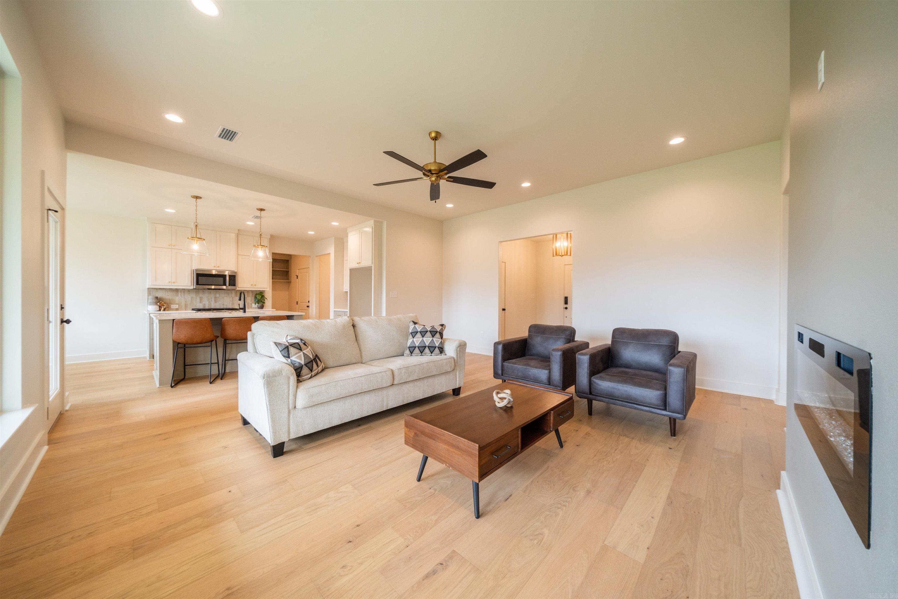 RIDGEVIEW - Residential