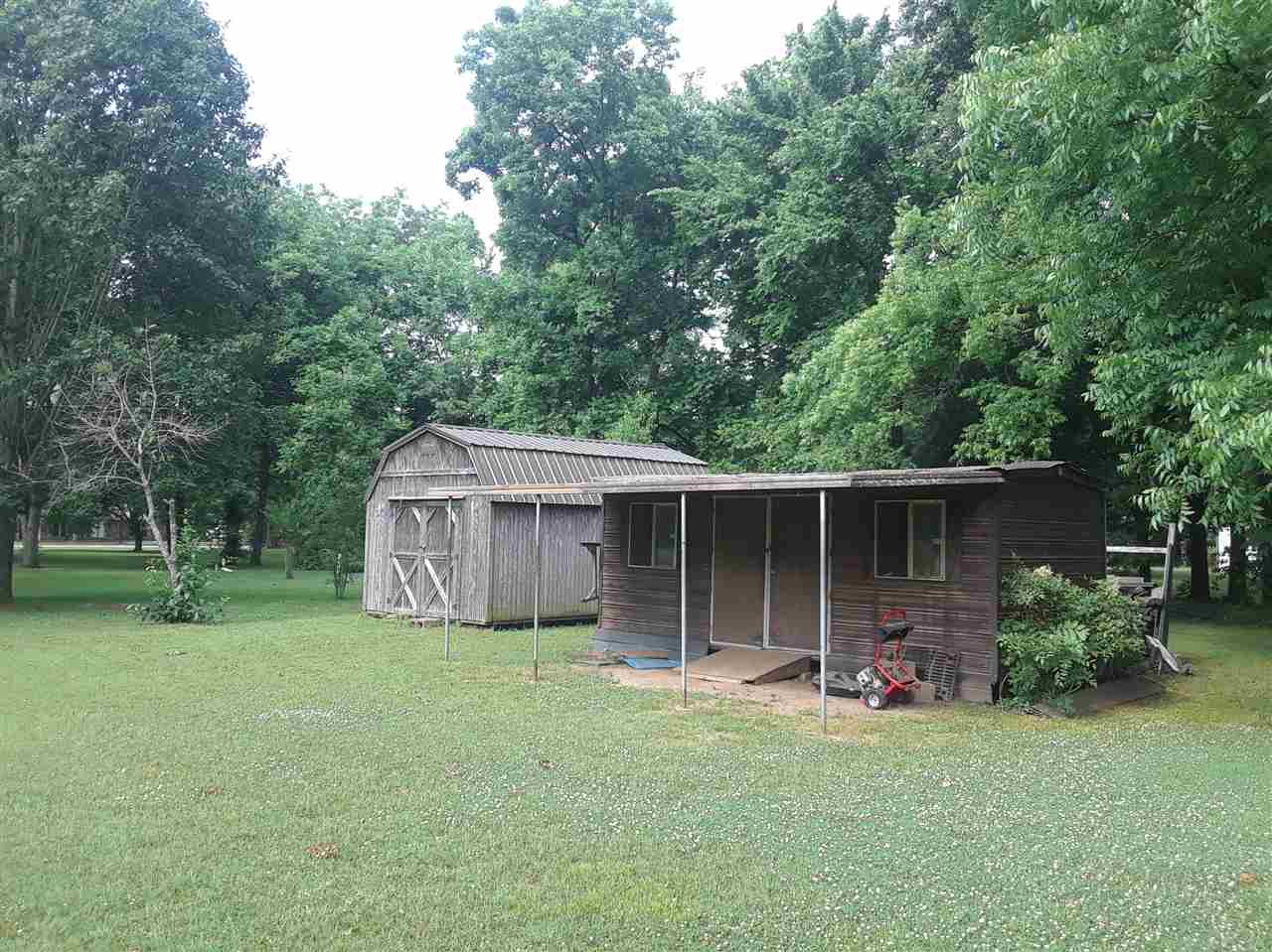 GREEN MEADOWS - Residential